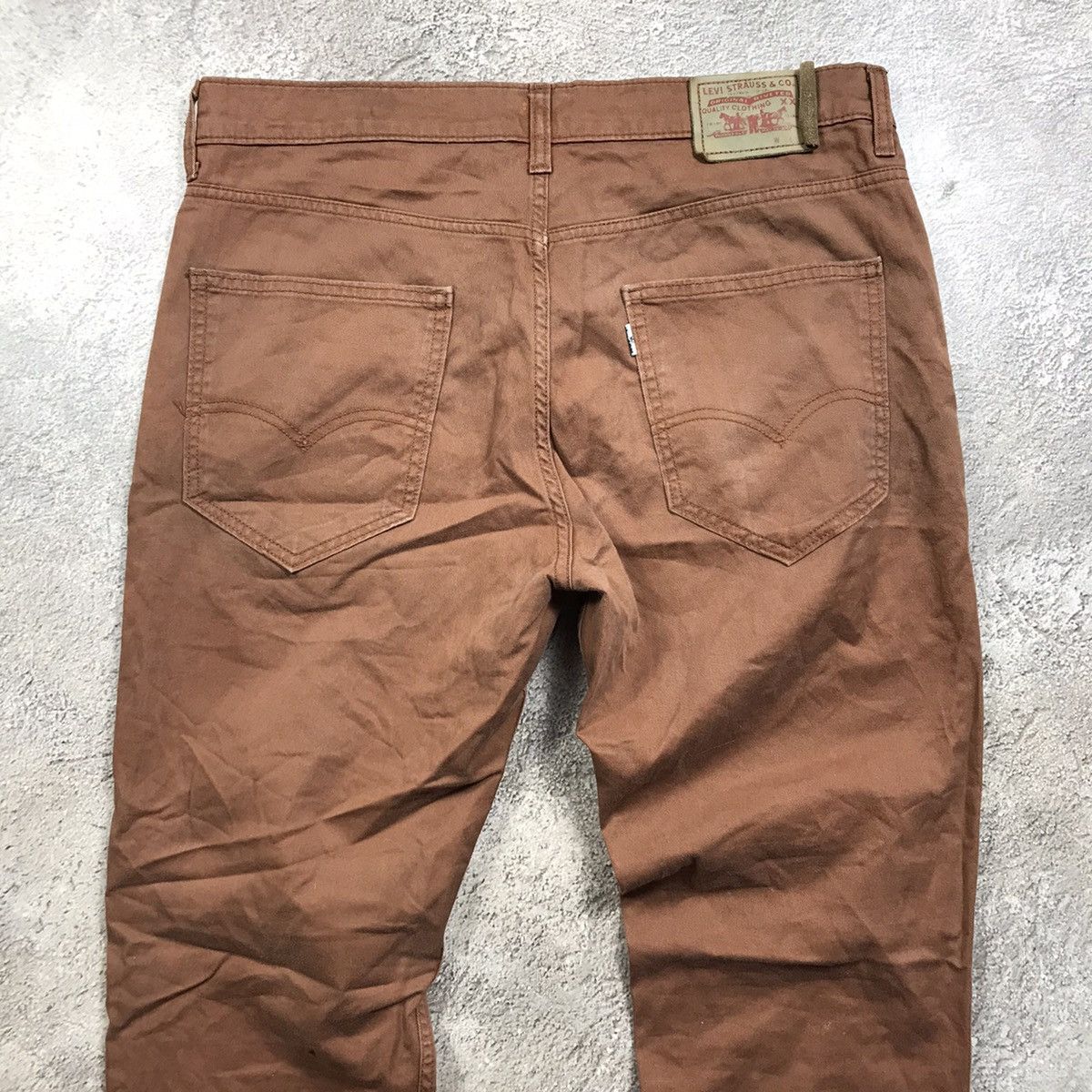 Vintage Vintage 90s Levis Baggy Cargo Pants Distressed Skate Logo 33 Size US 33 - 6 Thumbnail