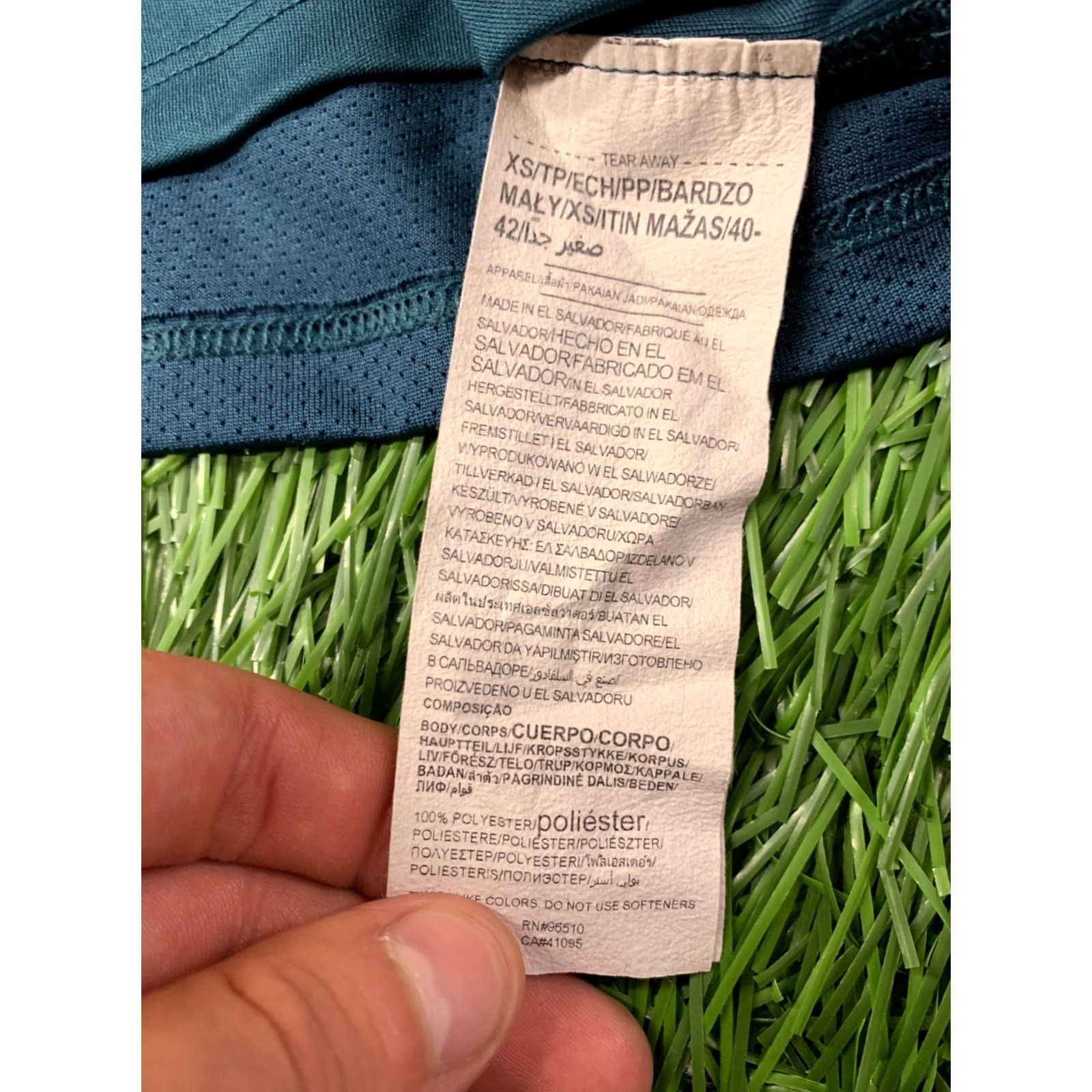 Under Armour UNDER ARMOUR HEATGEAR Vest SHIRT Training XS Women Green 2021 Jersey Size XS / US 0-2 / IT 36-38 - 5 Thumbnail