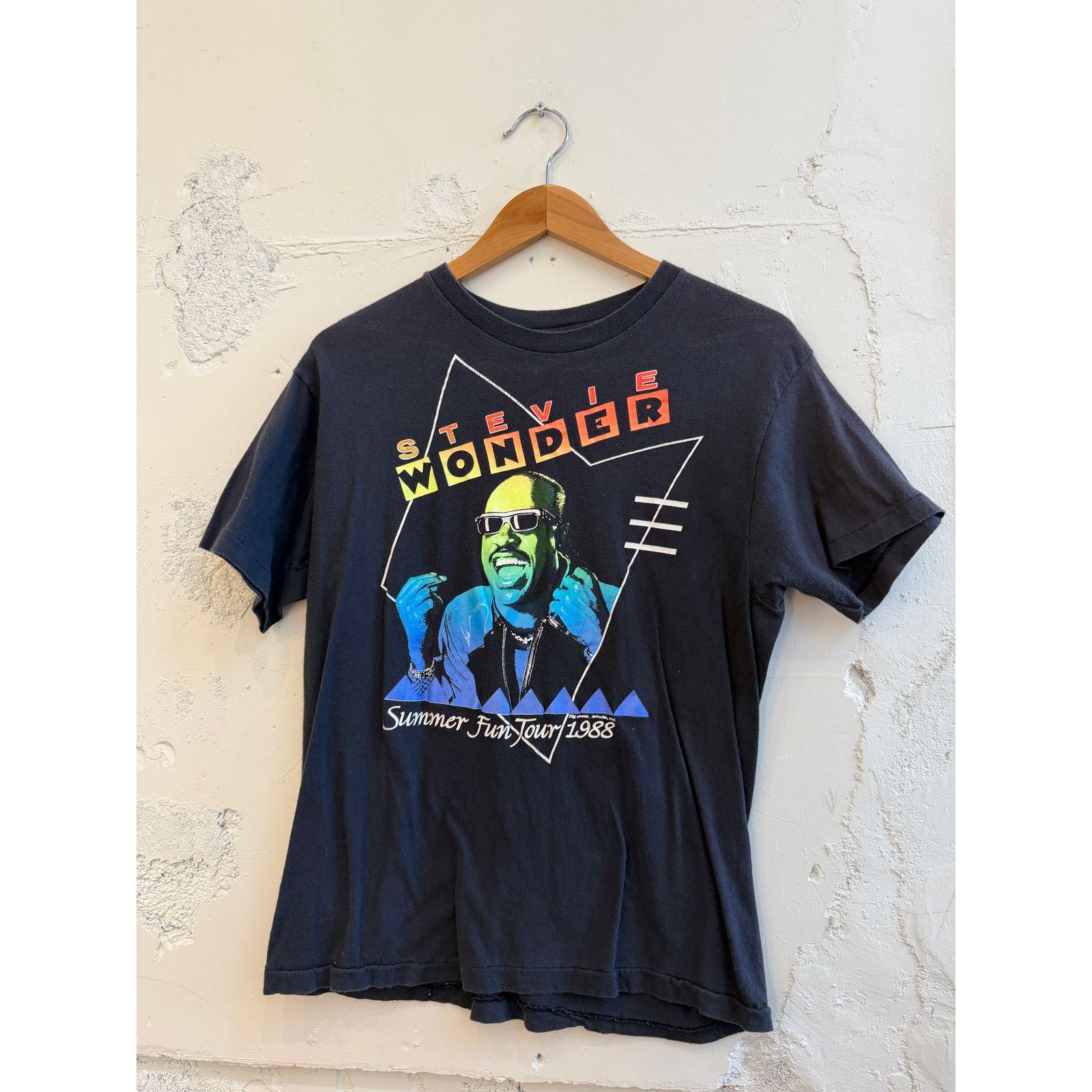 Vintage Vintage Stevie Wonder 1998 Summer Fun Tour Tee Size US S / EU 44-46 / 1 - 1 Thumbnail