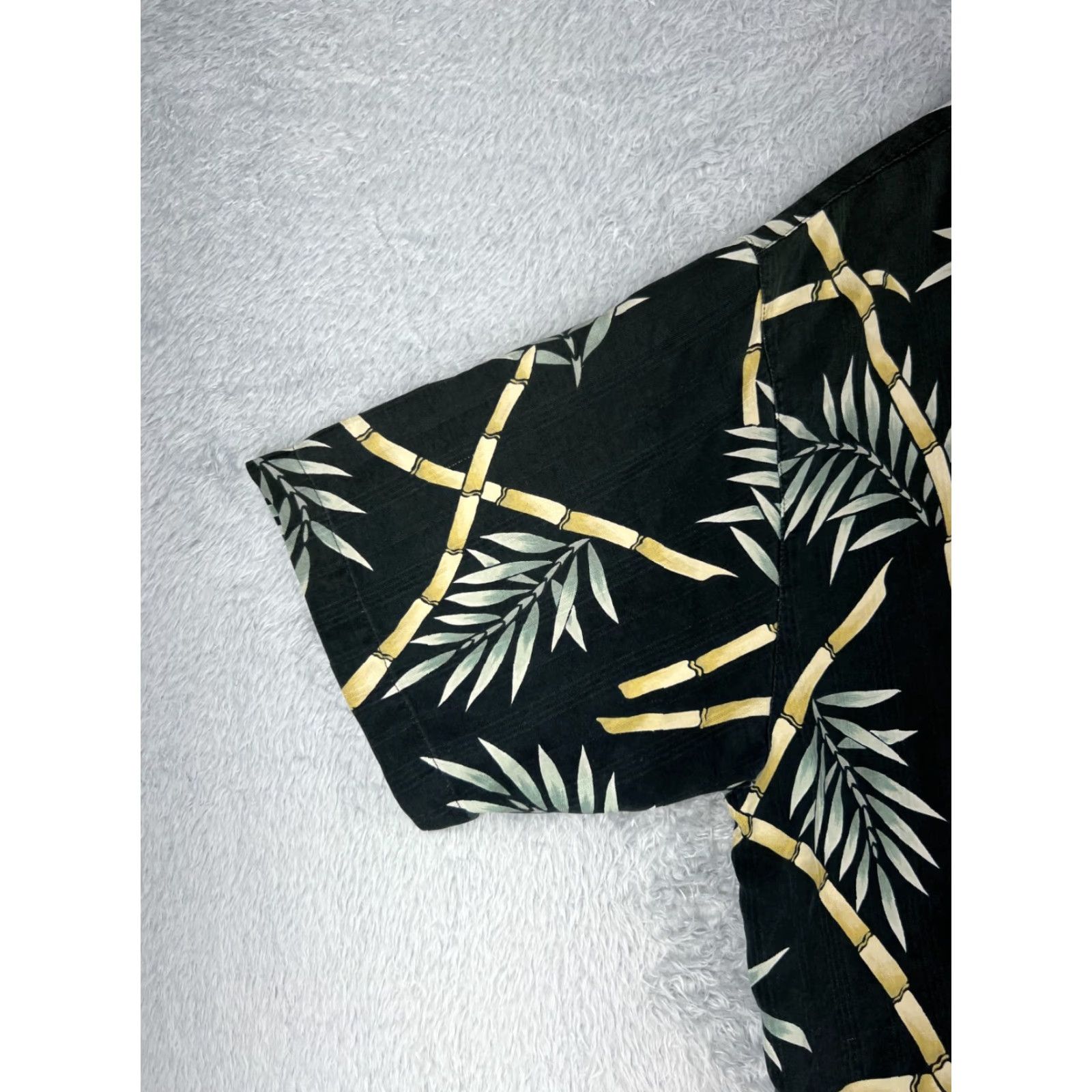 Tommy Bahama Tommy Bahama Hawaiian Shirt Adult Medium Black Floral Silk Button Up Pocket Aloha Mens Size US M / EU 48-50 / 2 - 3 Thumbnail