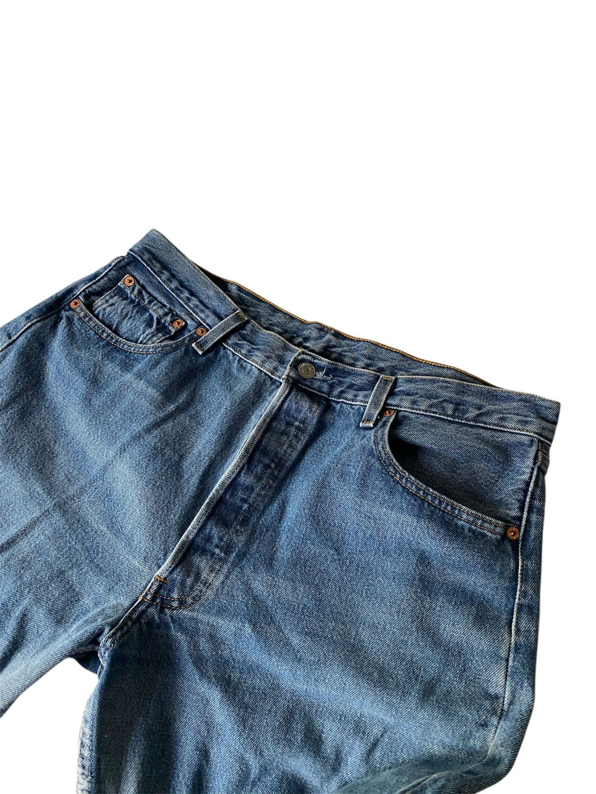 Levi's Vintage Clothing Vintage Levis 501 35x34 Made In USA Medium Washed Button Fly Size US 35 - 1 Thumbnail