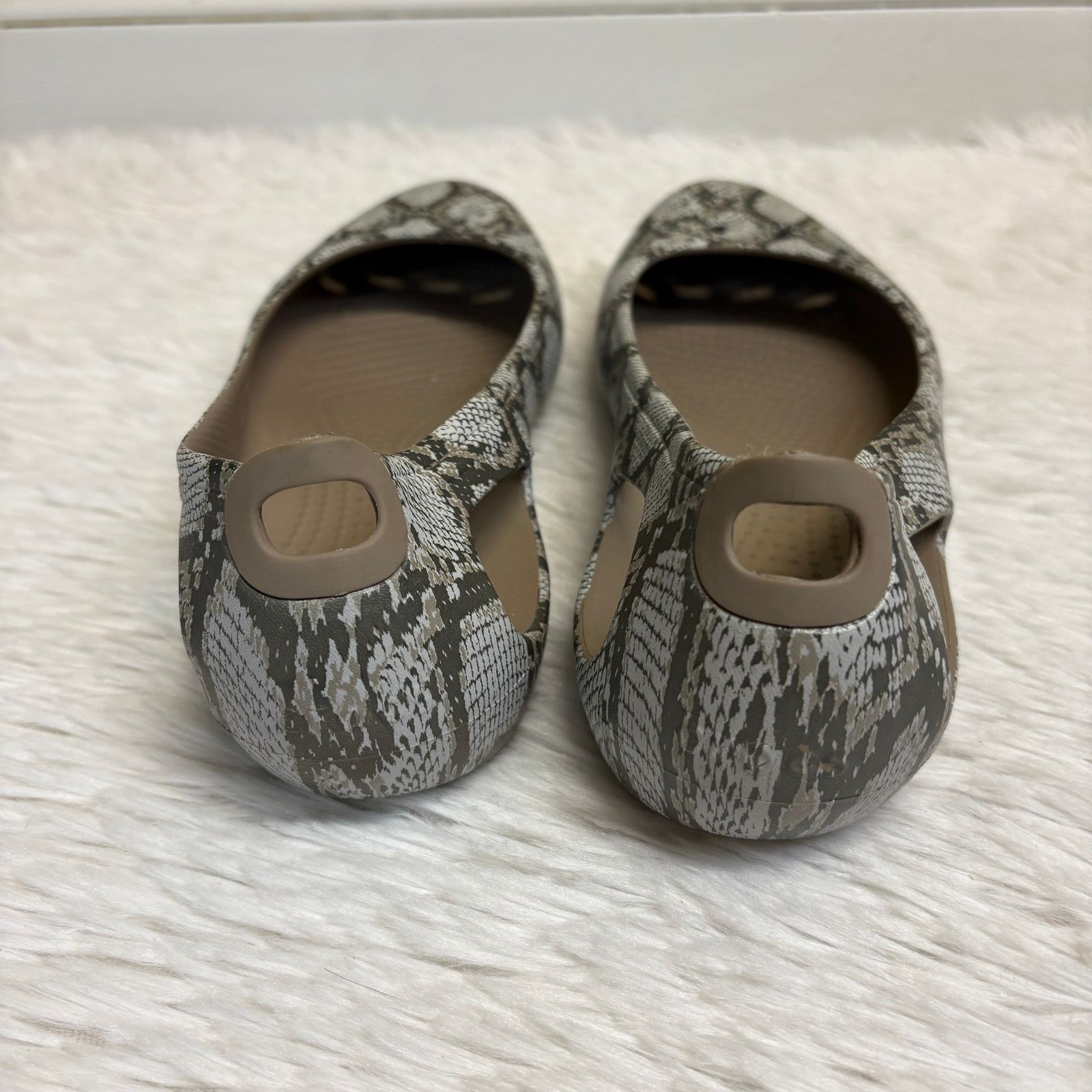 Crocs Crocs Kadee Snake Print Ballet Flats Lightweight Size 9 Size US 9 / IT 39 - 5 Thumbnail