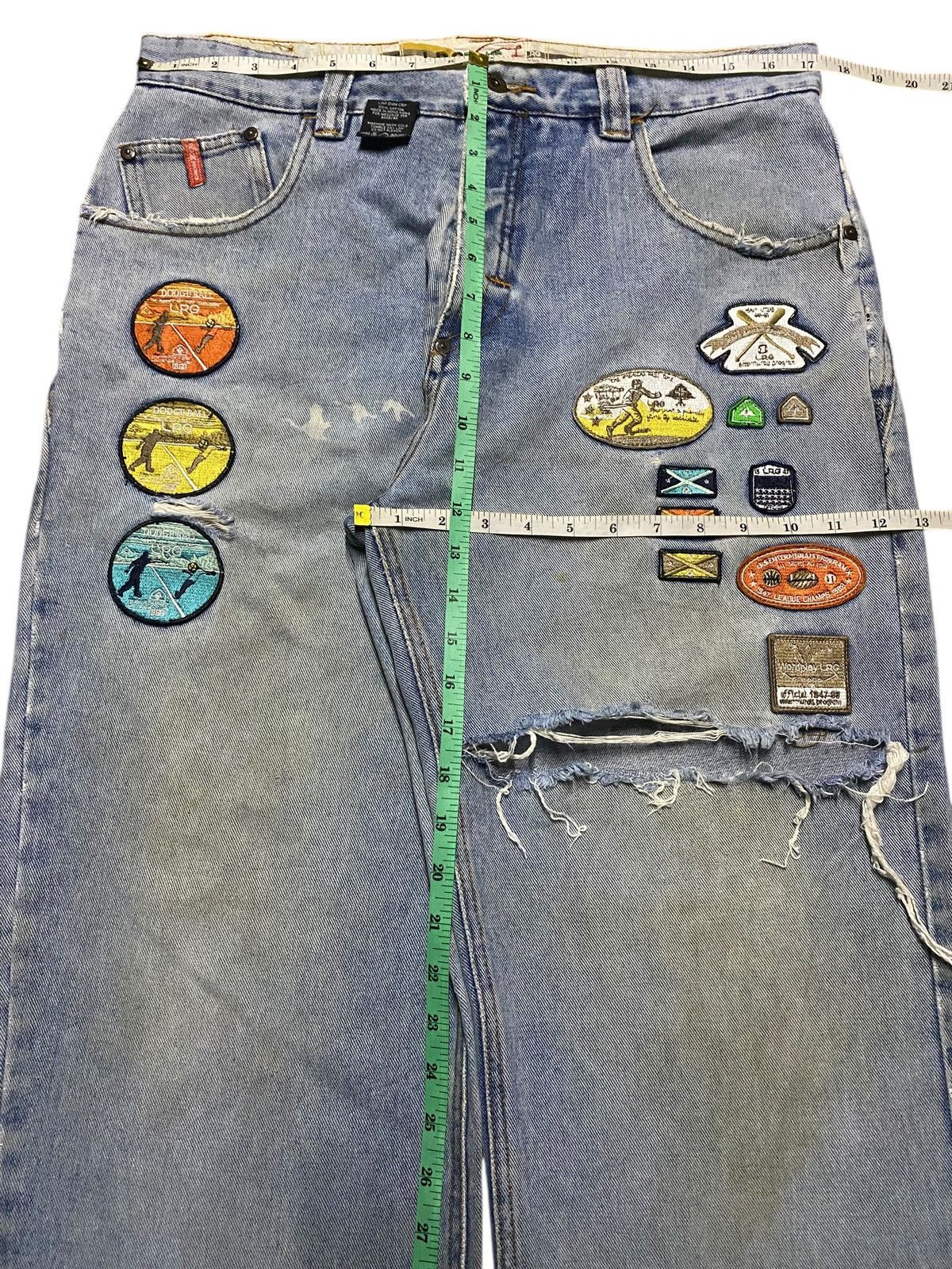 Rocawear Vintage LRG Light Wash Patches Ripped Baggy Jeans Size US 34 / EU 50 - 19 Thumbnail