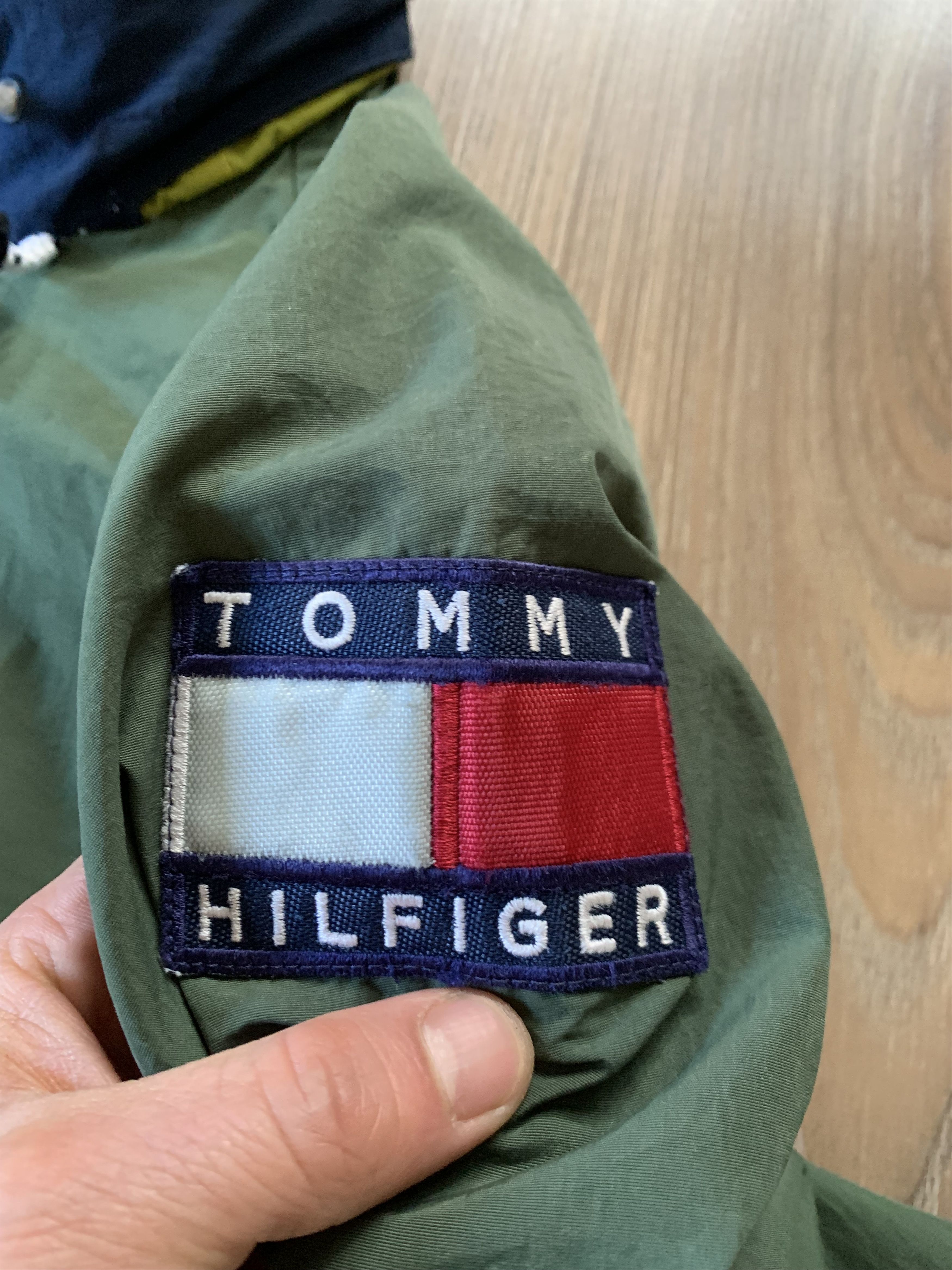 Tommy Hilfiger × Vintage Vintage Tommy Hilfiger Windbreaker Jacket 90s Size US XL / EU 56 / 4 - 5 Thumbnail