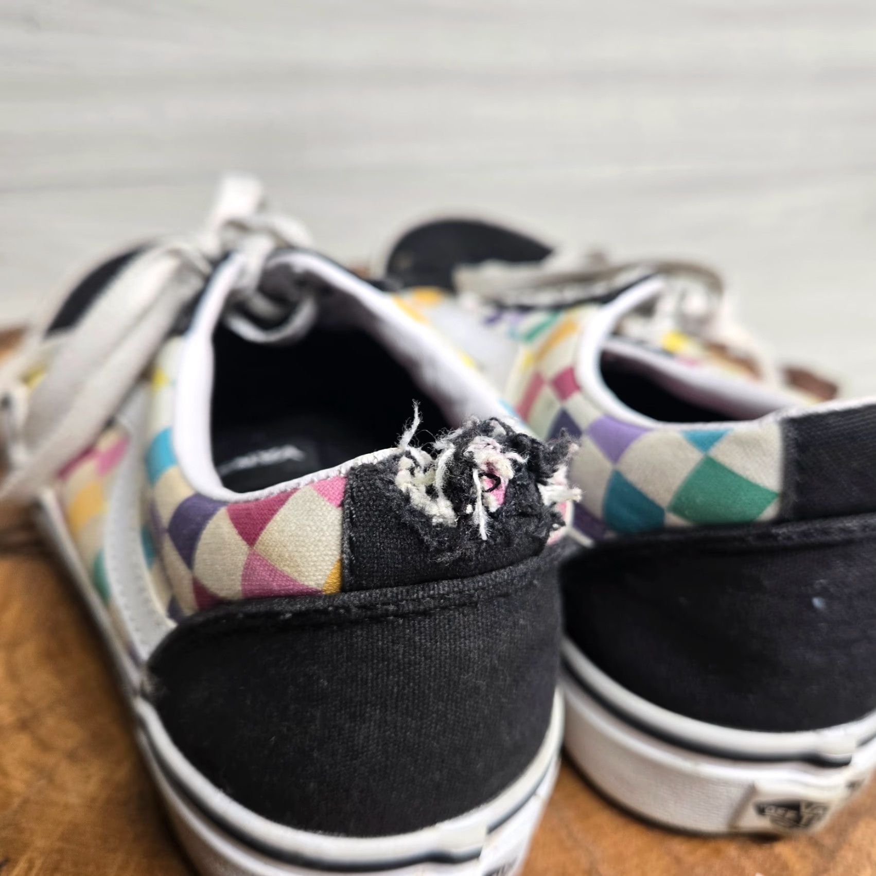 Vans VANS Old Skool Shoe Womens 8.5 Multicolor Rainbow Checkerboard Low Top Han US Missy 8.5 Shoes Sneaker Casual Colorful Rainbow 90s? Size M / US 6-8 / IT 42-44 - 6 Thumbnail