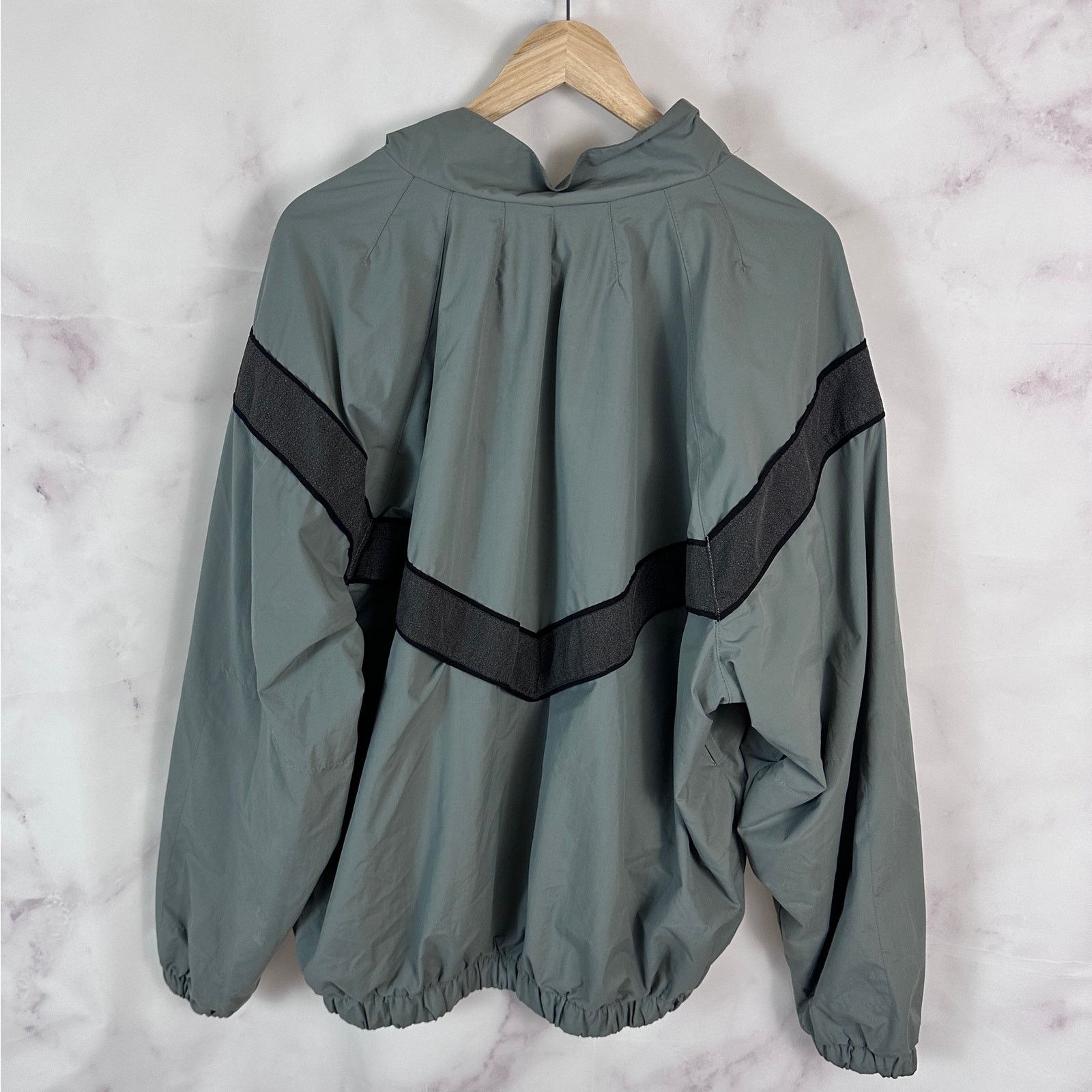 Vintage U.S. Army IPFU Nylon Zip-Up Jacket Size US L / EU 52-54 / 3 - 6 Thumbnail