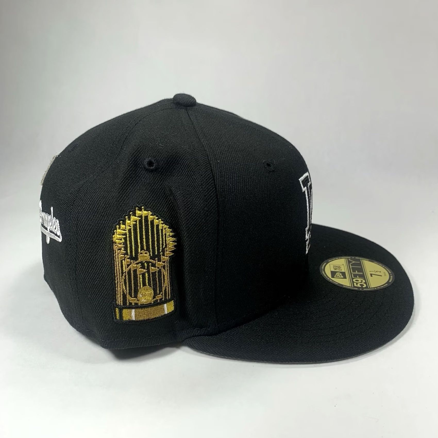 New Era New Era LA Dodgers 59Fifty Fitted Hat Cap 7 1/2 Black MLB Alpha Industries Baseball Cap Mens Size ONE SIZE - 6 Thumbnail