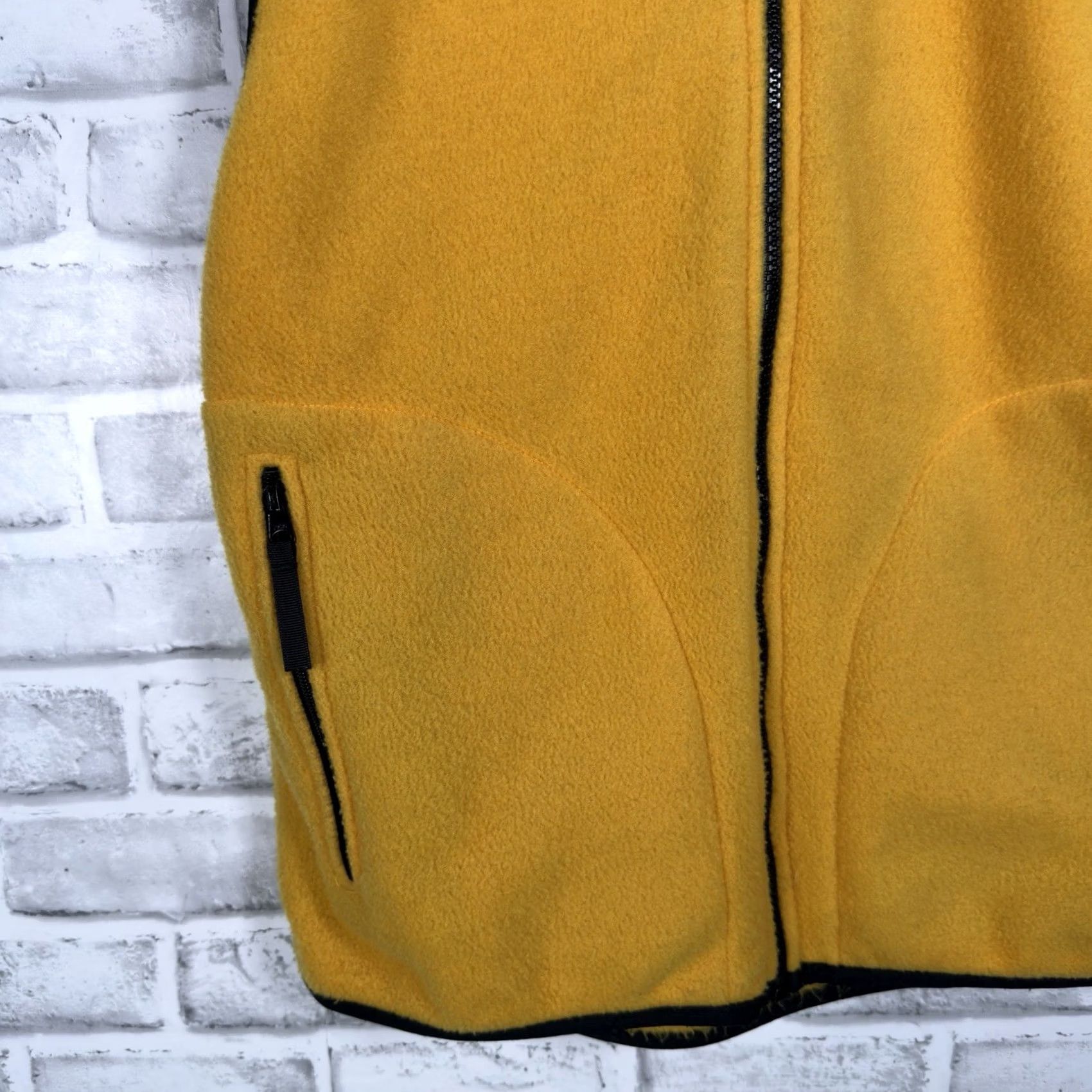 Helly Hansen Helly Hansen Jacket Mens Size S Yellow Full Zip Fleece Polyester Vest Full Zip Jacket Mens S Yellow Helly Hansen Size US S / EU 44-46 / 1 - 3 Thumbnail
