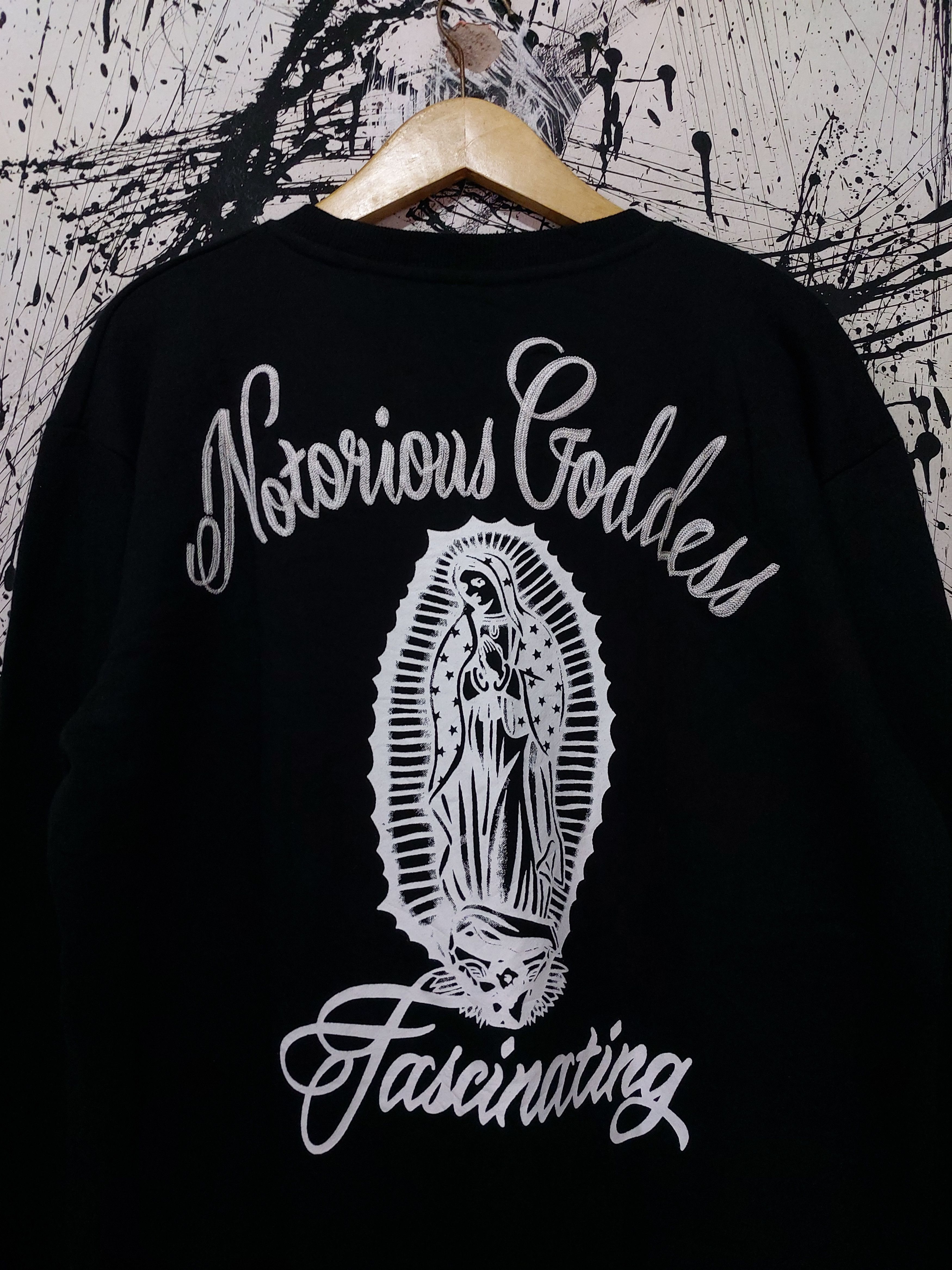 Japanese Brand Y2K FLUKE NOTORIOUS GODDESS FASCINATING LOGO SWEATSHIRT Size US L / EU 52-54 / 3 - 3 Thumbnail
