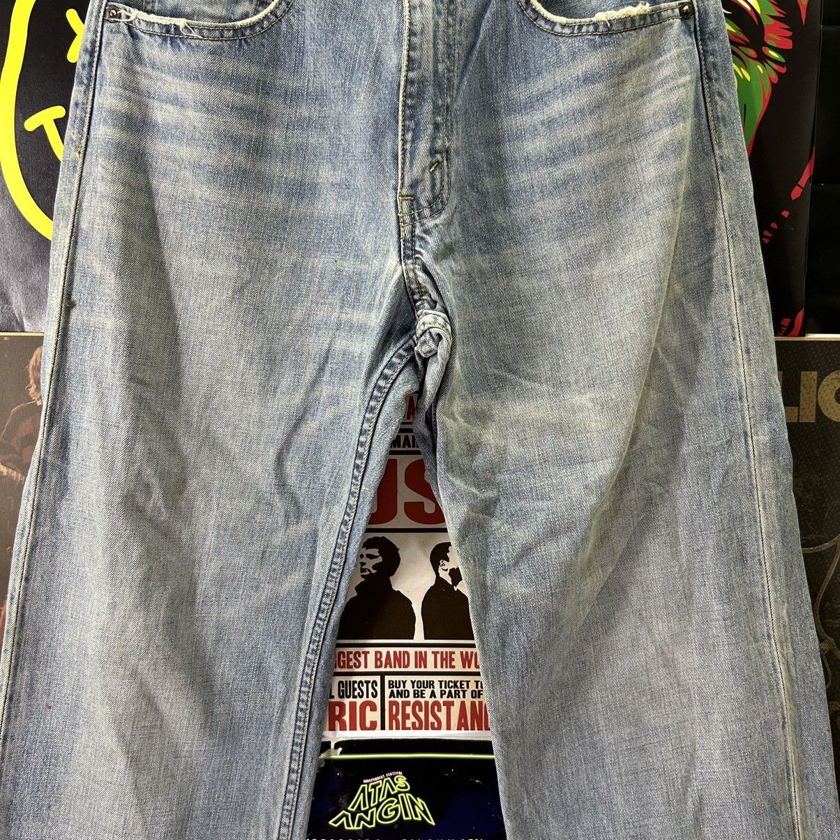 Levi's Vintage Levi’s 504 Y2k Distressed Denim Size US 30 / EU 46 - 3 Thumbnail