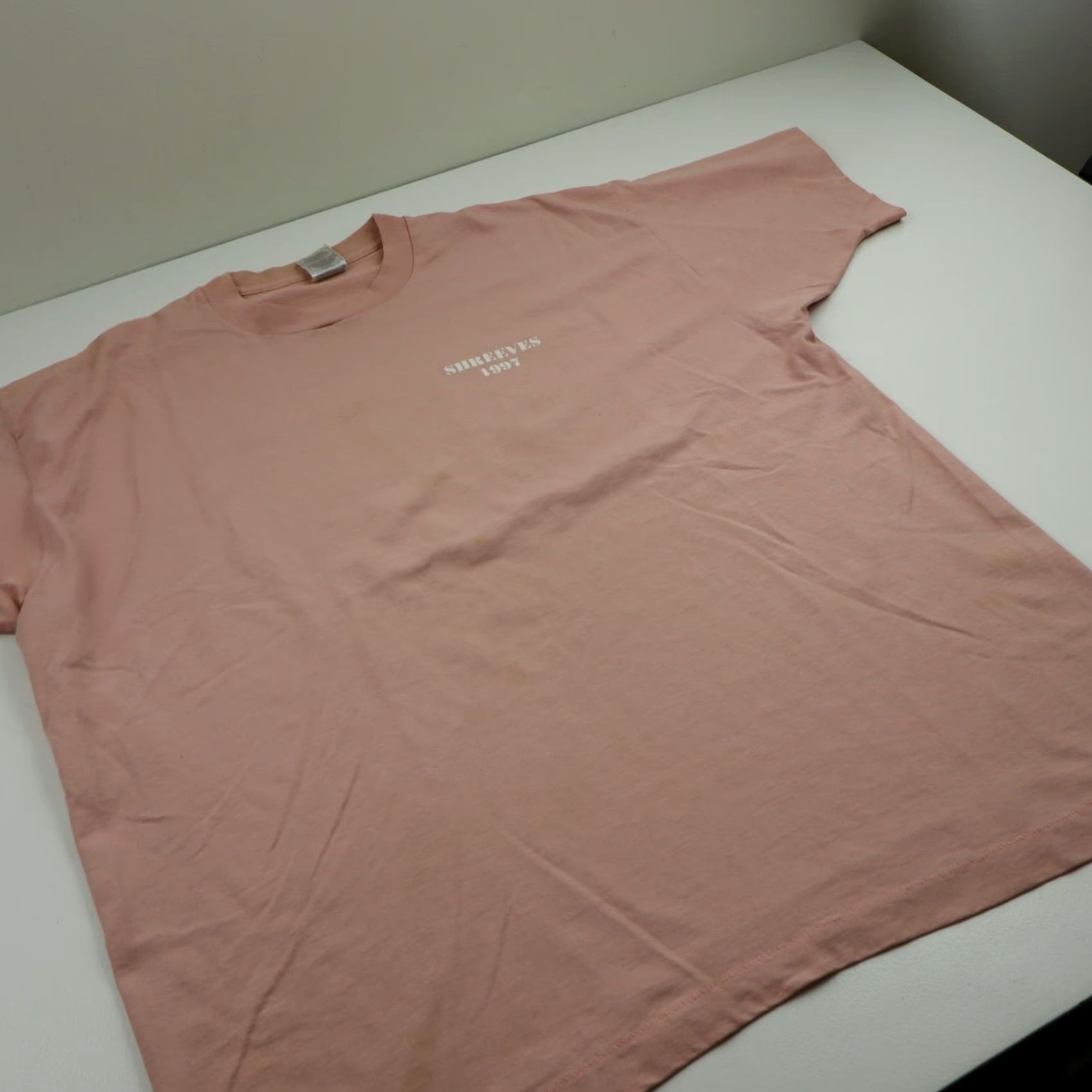 Fruit Of The Loom VINTAGE Fruit of the Loom T-Shirt Mens 2XL Pink Southwestern Cow Graphic 1997 USA 90s Shreeves Texan Style Shirts Size US XXL / EU 58 / 5 - 3 Thumbnail