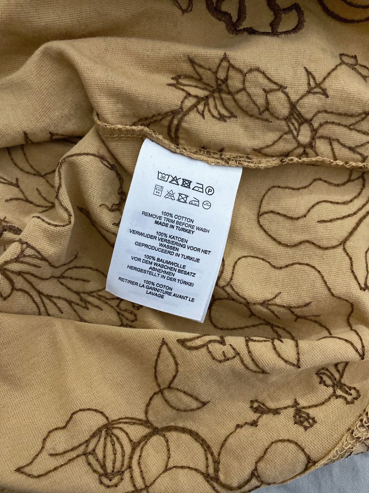 Dries Van Noten Dries Van Noten Floral Embroidered T-Shirt size S Size S / US 4 / IT 40 - 10 Thumbnail