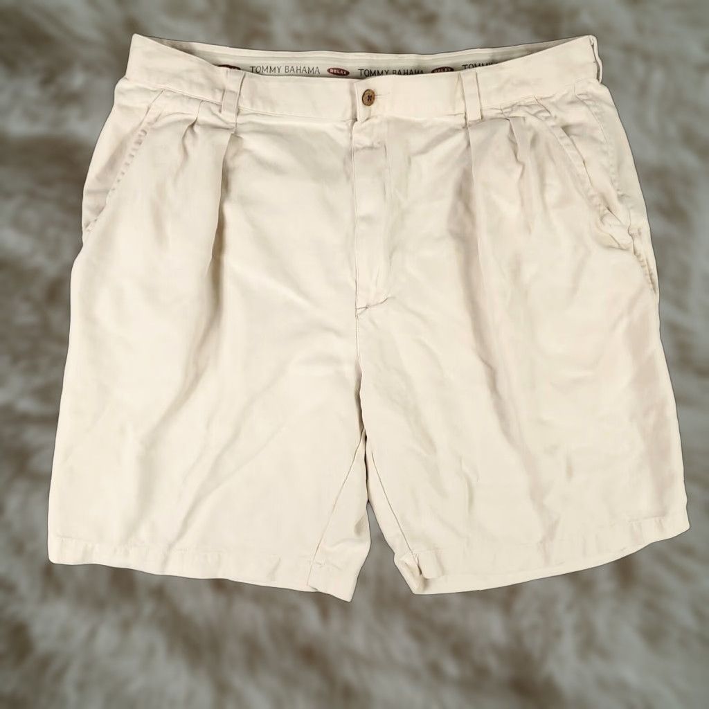 Tommy Bahama VINTAGE Tommy Bahama Shorts Men Size 38 Beige Silk Pleated Chino Casual Dress Seasonal Size US 38 / EU 54 - 1 Thumbnail