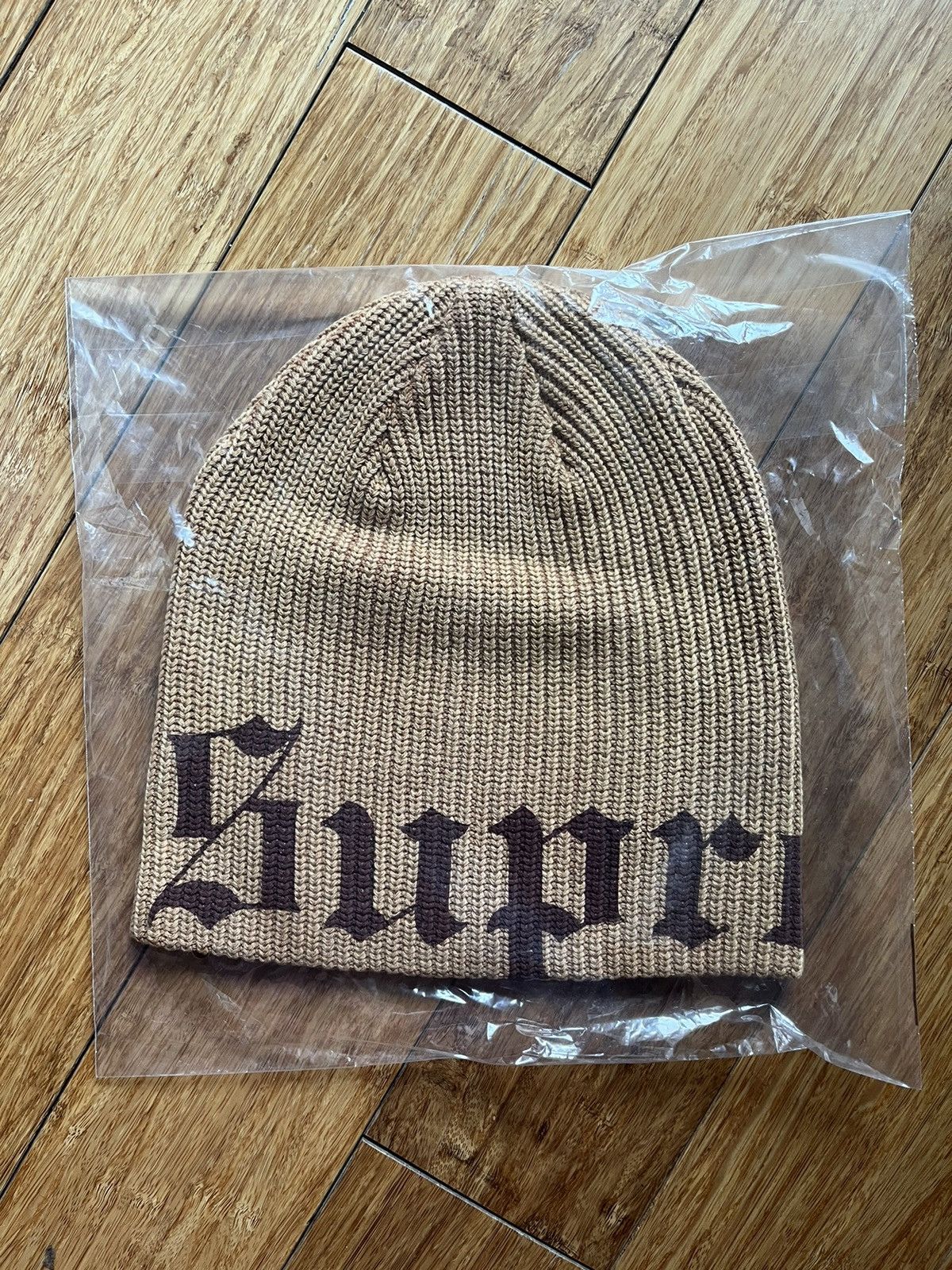 Supreme Suprem old English printed beanie khaki tan beige brown Size ONE SIZE - 3 Thumbnail