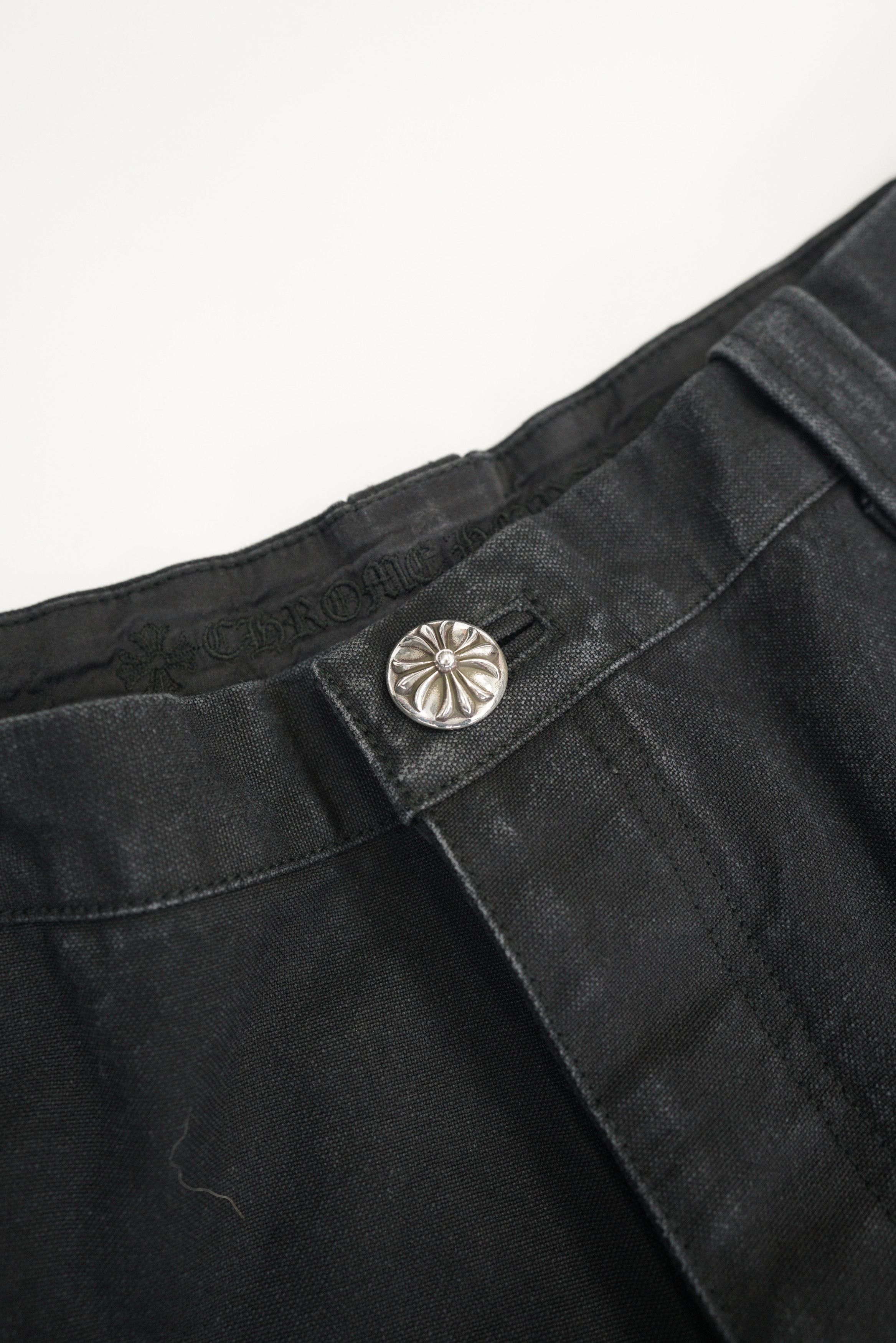 Chrome Hearts Chrome Hearts Black Leather Cross Patch Carpenter Shorts Size US 36 / EU 52 - 17 Thumbnail