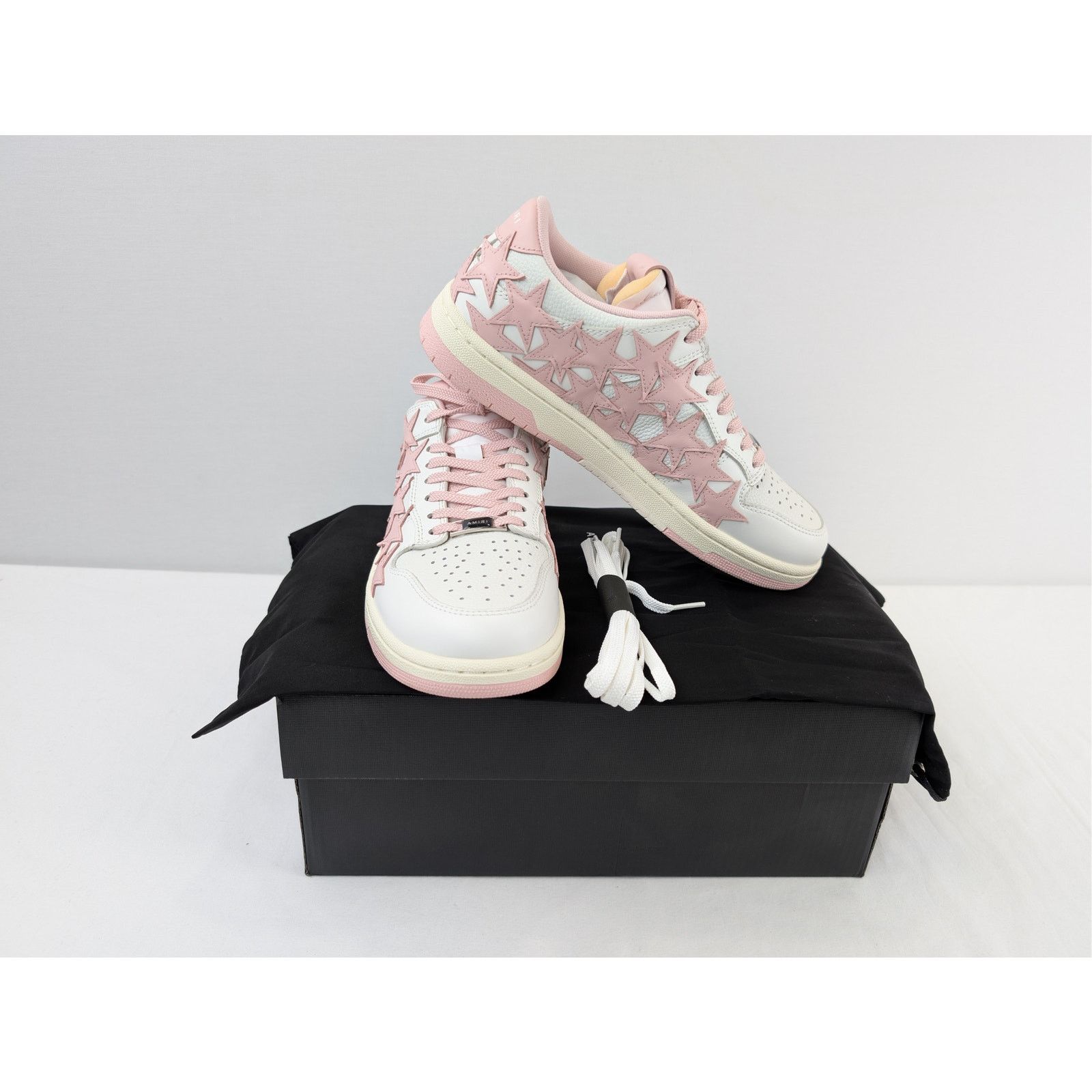 Amiri o1rshd1 Q:2 / Stars Low Top Sneakers in White/Pink Size US 8 / IT 38 - 14 Thumbnail