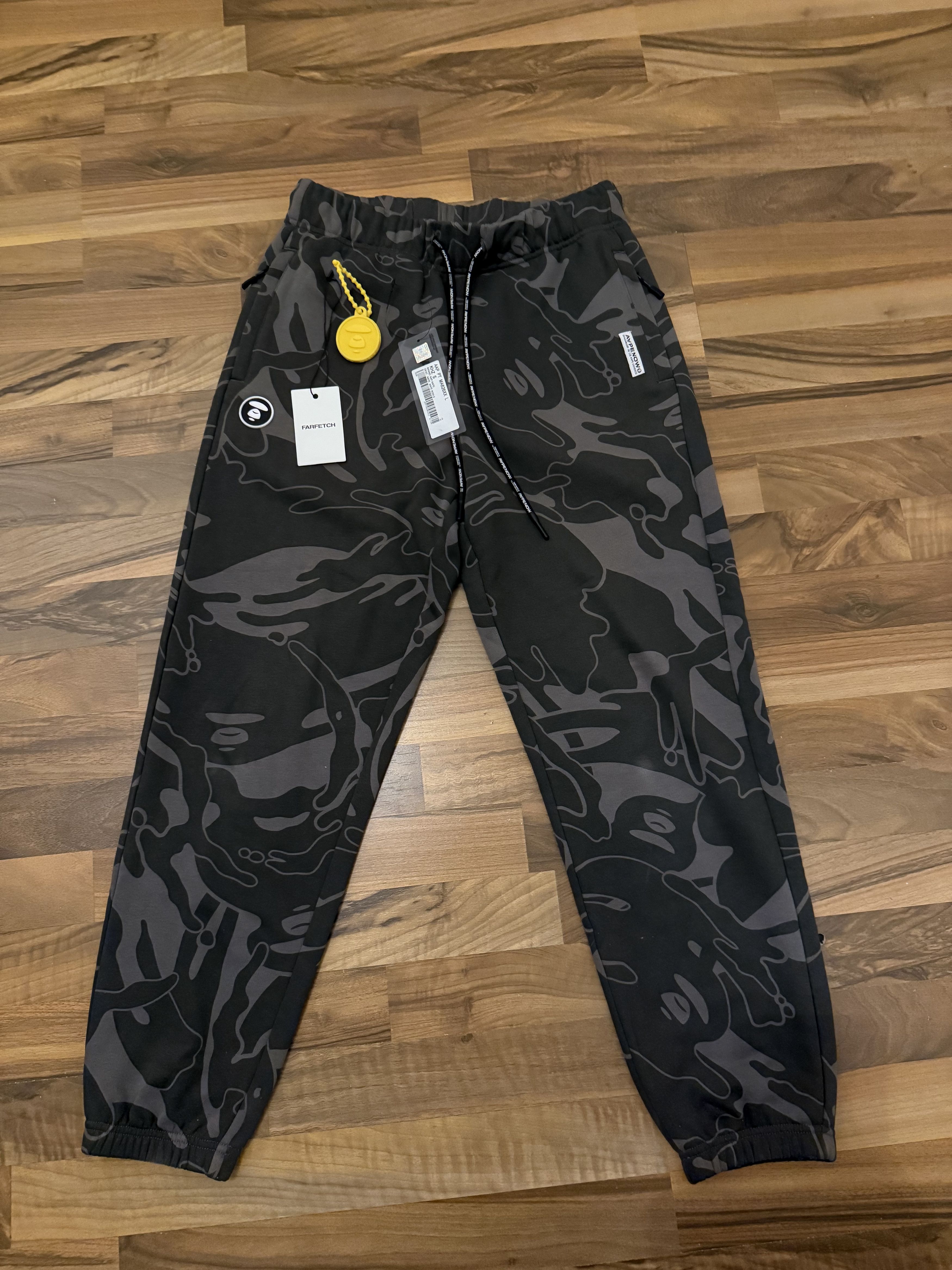 Aape AAPE BY A BATHING APE – trousers, sweatpants Size US 29 - 1 Thumbnail