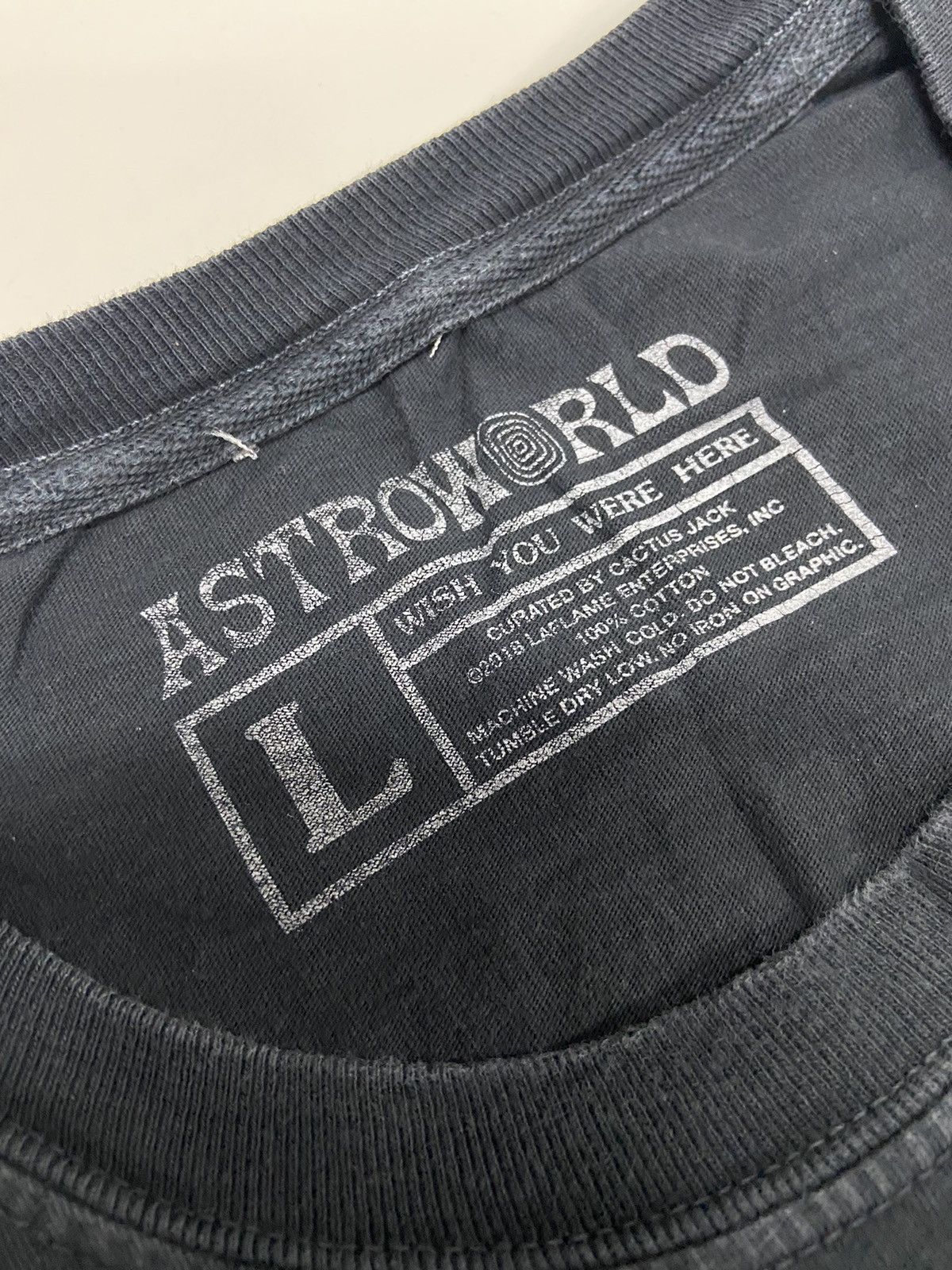 Rap Tees TRAVIS SCOTT ASTROWORLD AMERICAN RAPPER RAP TEE Size US L / EU 52-54 / 3 - 8 Thumbnail