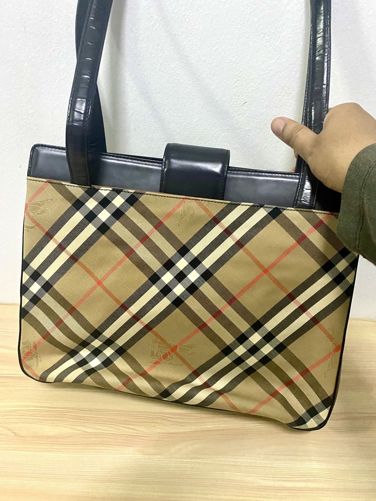 Burberry Vintage Burberrys of London Nova check handbag Size ONE SIZE - 8 Thumbnail