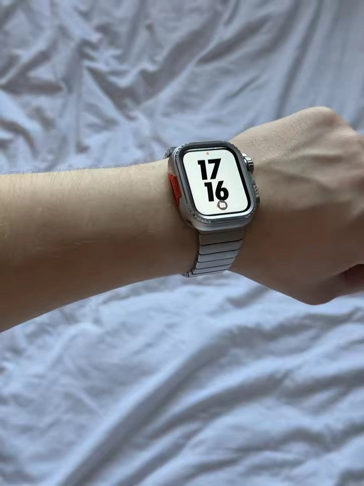 Jewelry Case+Strap for Apple Watch Band- Silver - 44 Mm Size ONE SIZE - 1 Thumbnail