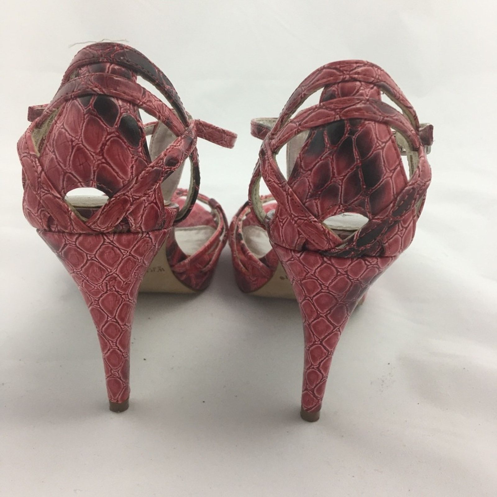 White House Black Market White House Black Market Quinn 3.75” Heels Size 5.5M Size US 5.5 / IT 35.5 - 7 Thumbnail