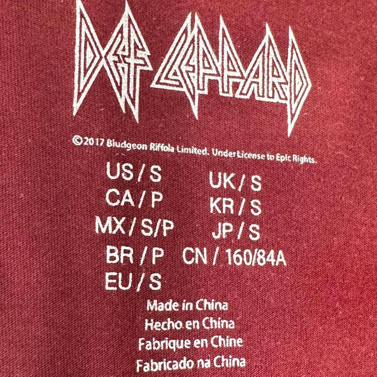 Forever 21 Def Leppard 92' Tour Cut Out Graphic T-Shirt Women's S Size S / US 4 / IT 40 - 6 Thumbnail