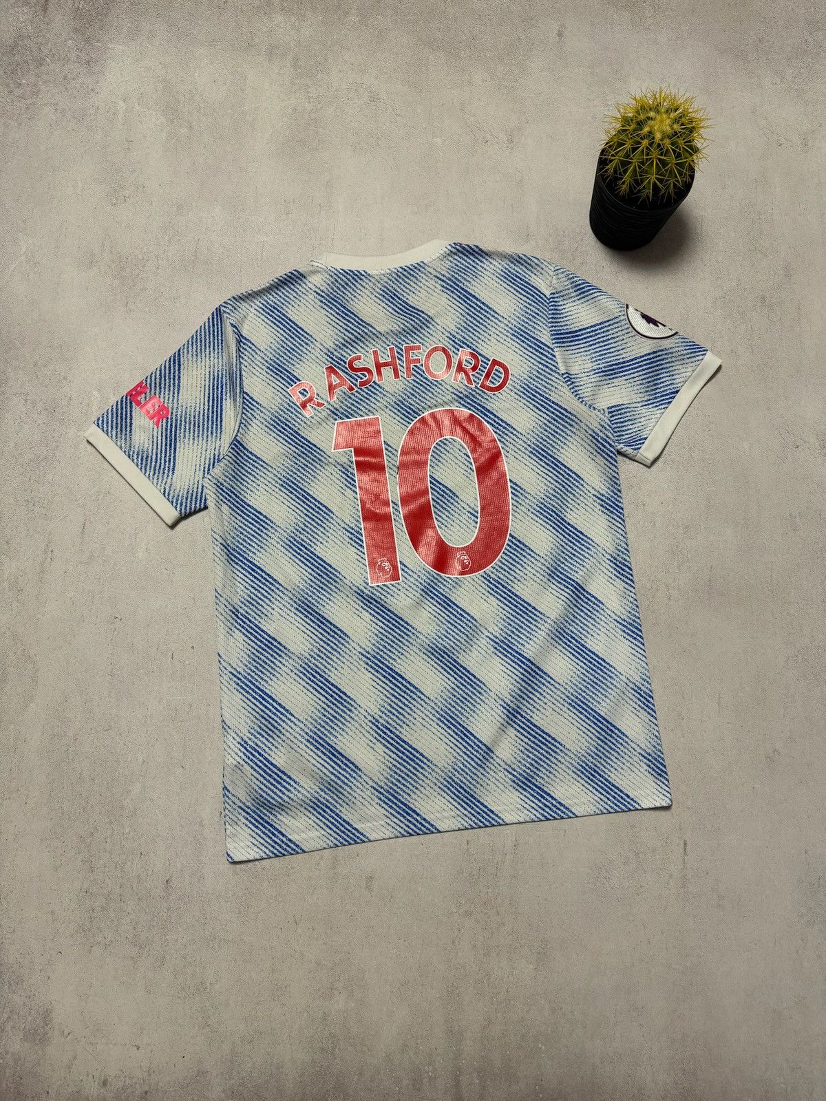 Adidas ADIDAS MANCHESTER UNITED RASHFORD #10 JERSEY SOCCER 2021 Size US L / EU 52-54 / 3 - 1 Thumbnail