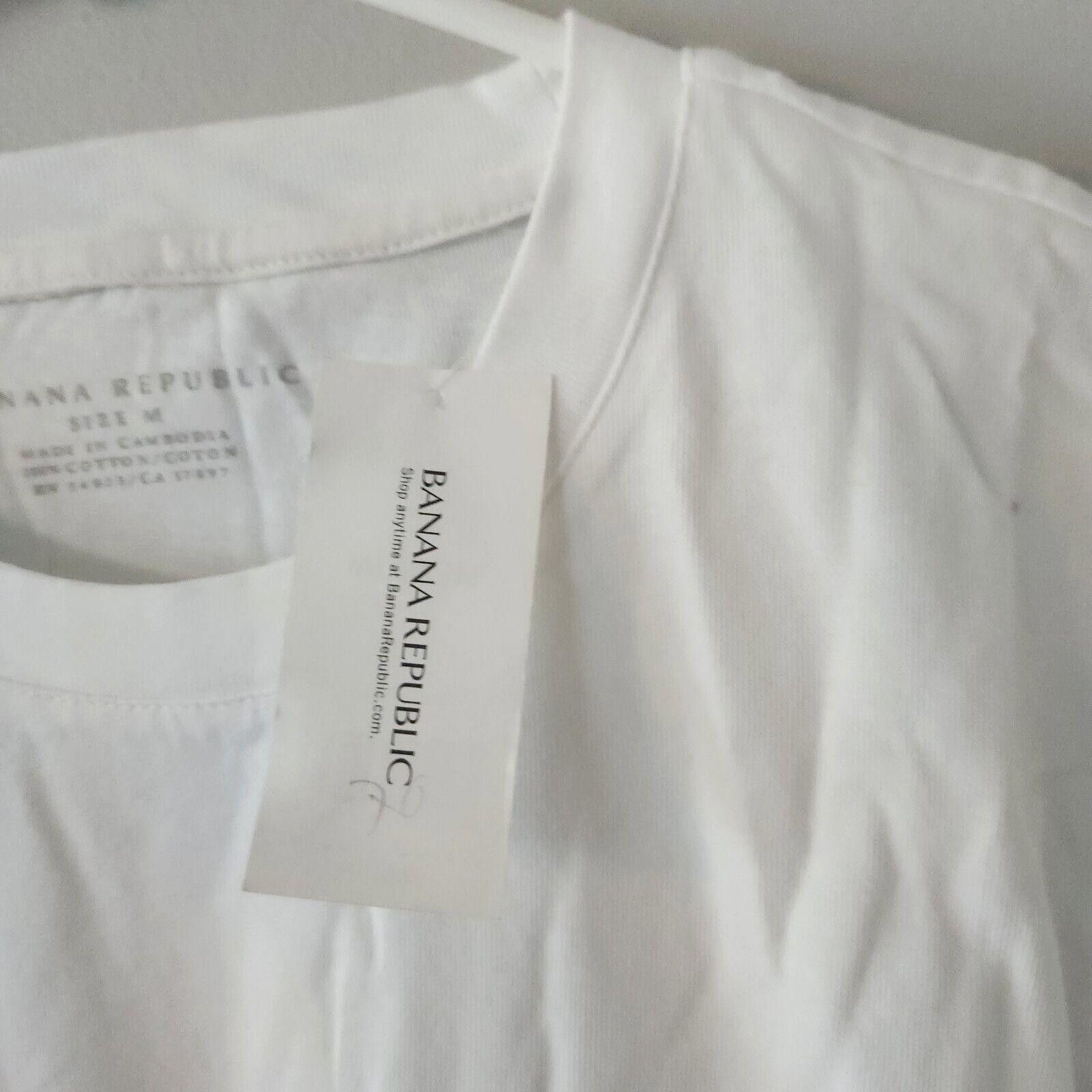 Banana Republic NWT Banana Republic Spellout Cotton Tshirt White Size Medium Size US M / EU 48-50 / 2 - 8 Thumbnail