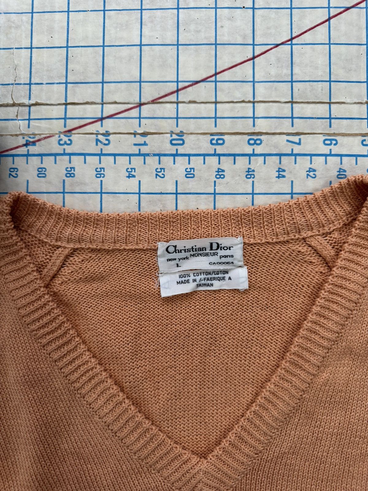 Christian Dior Monsieur × Vintage Vintage Christian Dior Monsieur V-Neck Knit Sweater Fits S Size US S / EU 44-46 / 1 - 5 Thumbnail