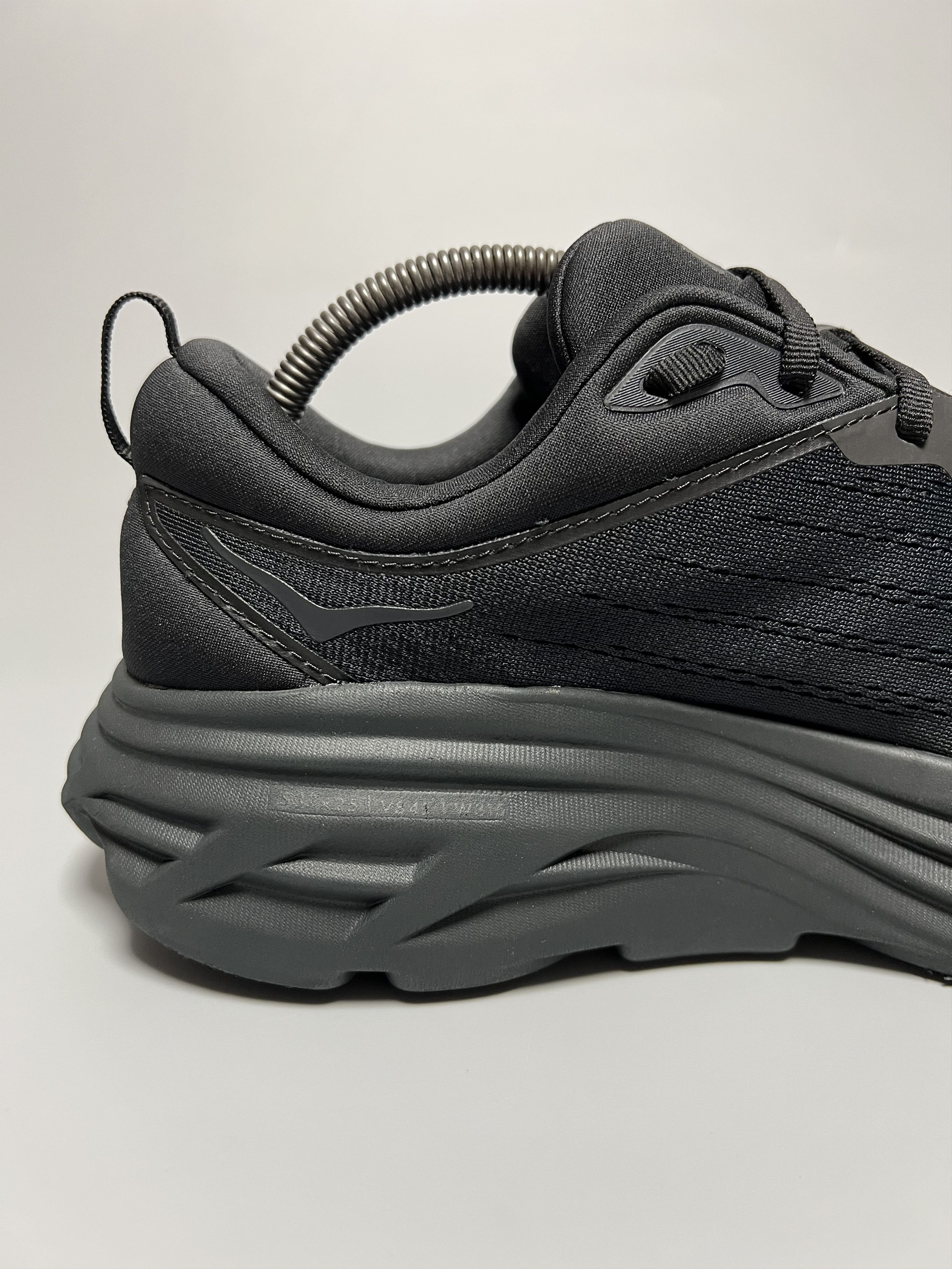 Hoka 10 4E Hoka One One Bondi 8 X-Wide Running Shoes 1127955-BBLC Size US 10 / EU 43 - 6 Thumbnail