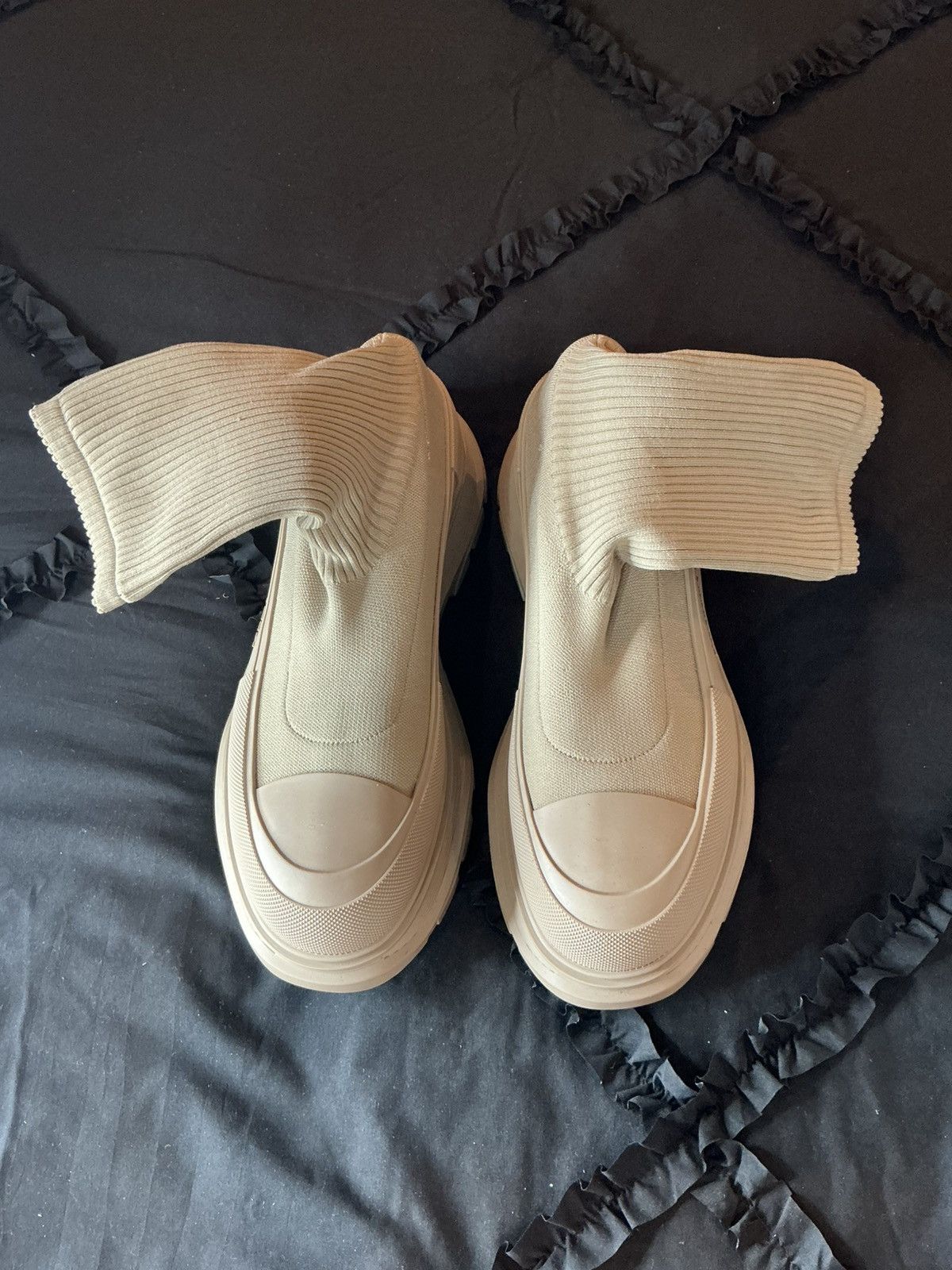Alexander McQueen Alexander McQueen Tread Slick Sock Boots — Beige/Black Logo Size US 12 / EU 45 - 4 Thumbnail