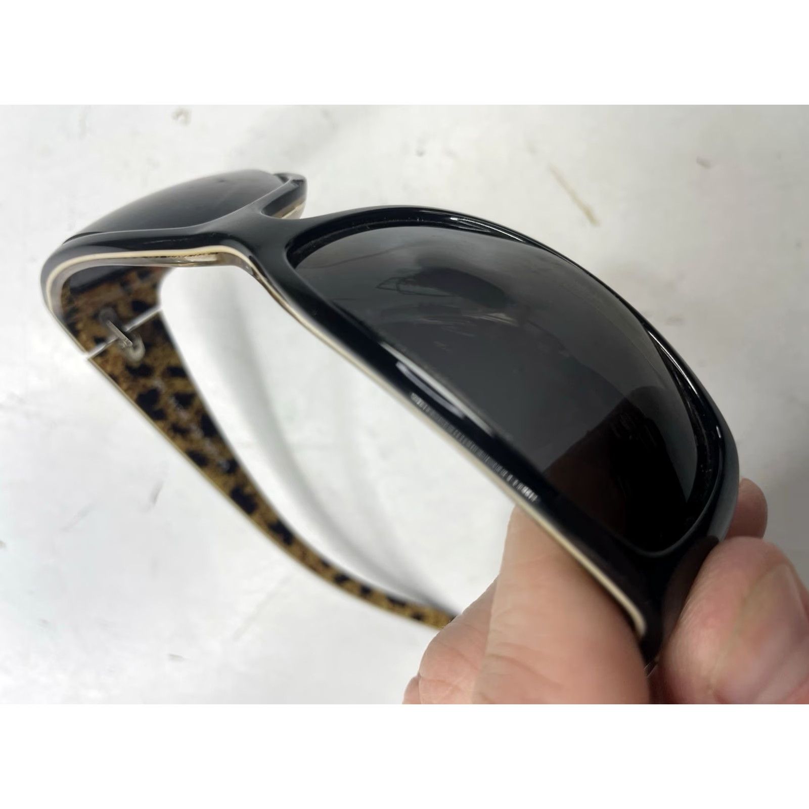 Dolce & Gabbana VINTAGE Dolce&Gabbana Sunglasses Womens DG 643S 819 Black Leopard Print Square Plastic Tinted Gray Lens Womens, Leopard Theme, 643S, 819, Light wear Size ONE SIZE - 7 Thumbnail