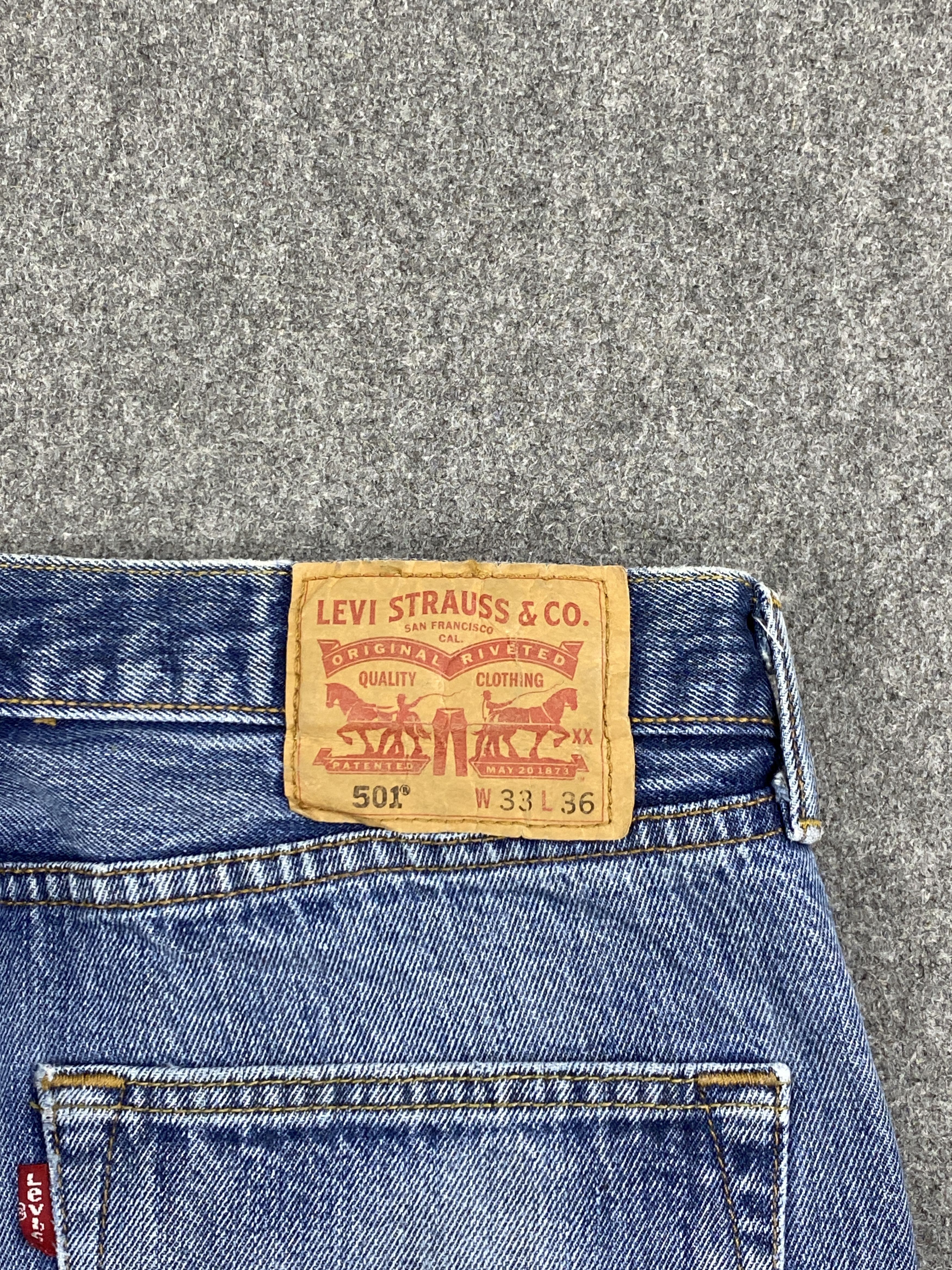Levi's × Vintage Vintage Levi's 501 Blue Faded Jeans DP2807 Size US 34 / EU 50 - 5 Thumbnail