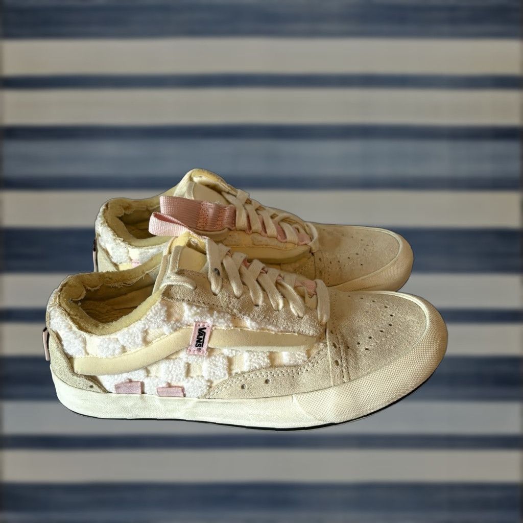 Vans VANS Old Skool Cap LX Deconstructed Cream Pink Regrind Shoes Women’s Size 7 Size ONE SIZE - 1 Thumbnail