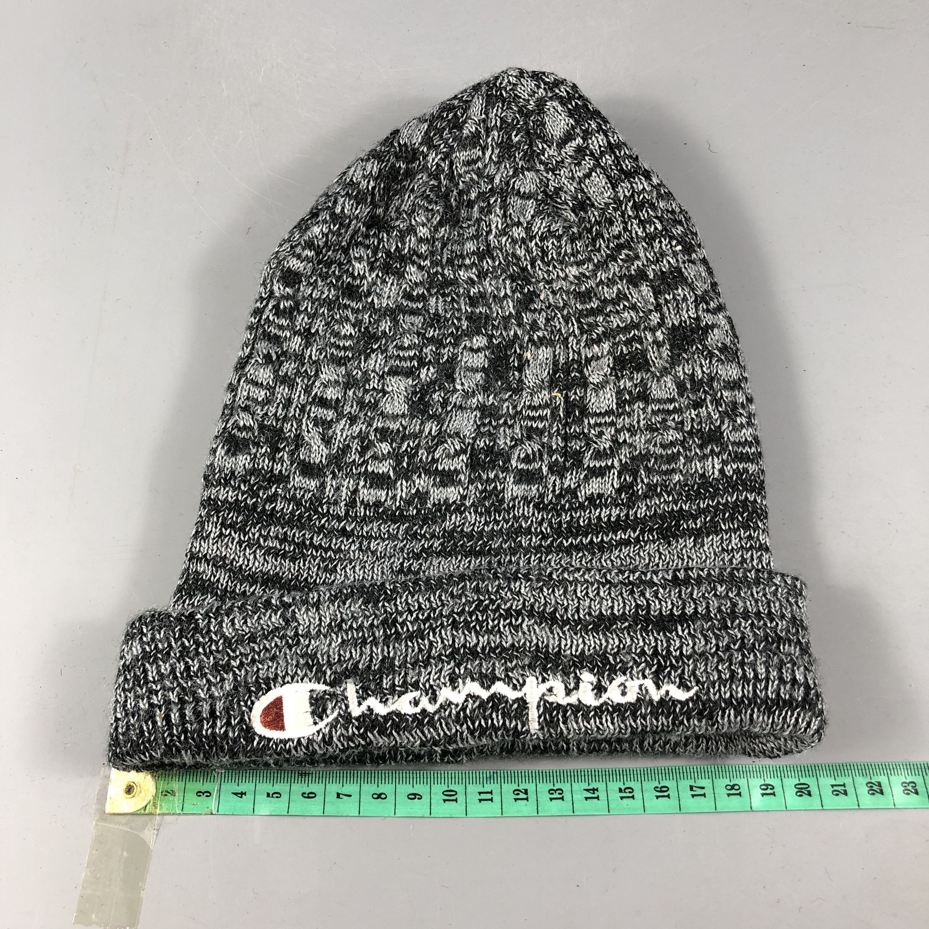 Champion Champion Beanie Snowcap Snow Hat B588 Size ONE SIZE - 3 Thumbnail