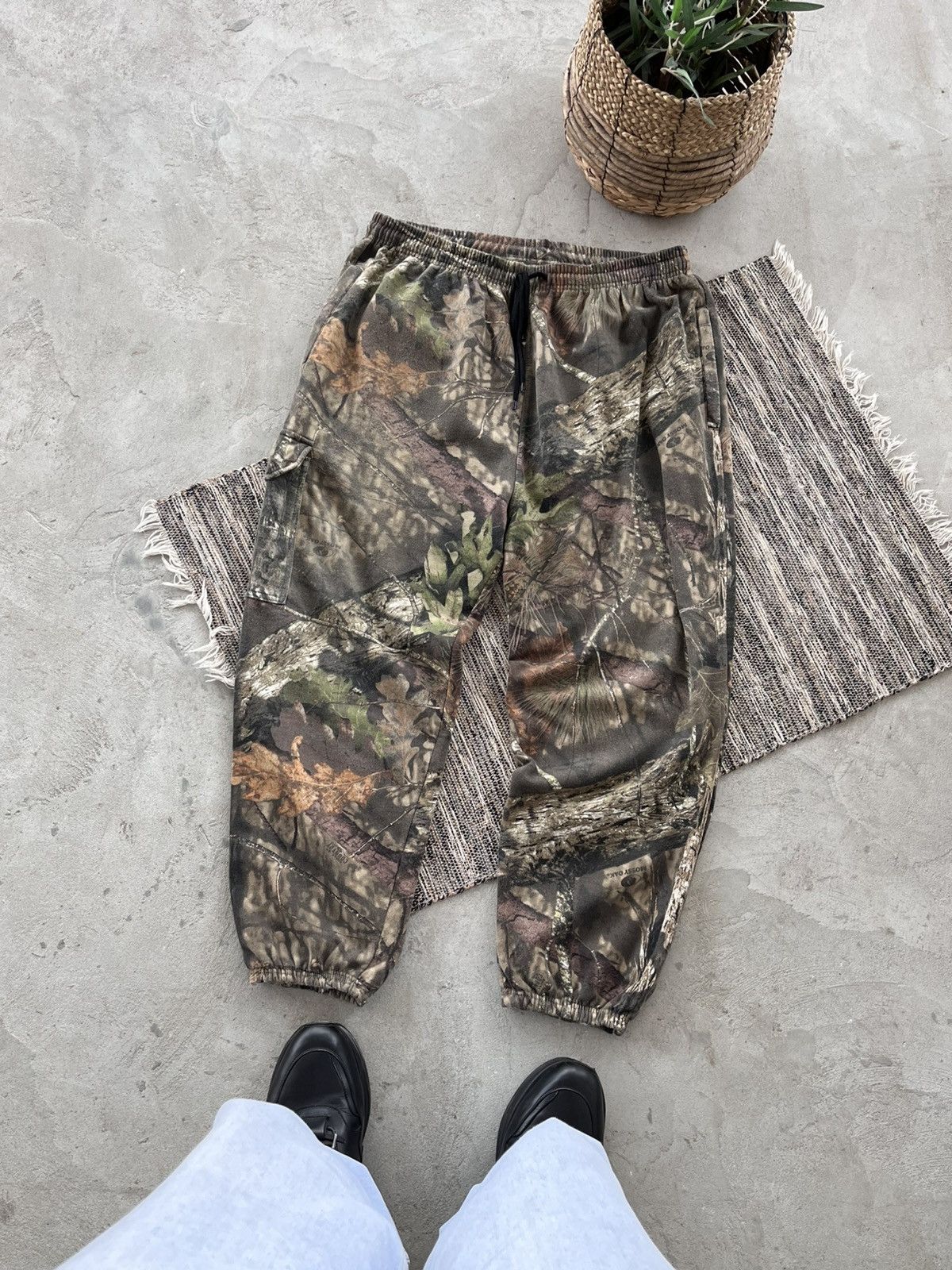 Carhartt Vintage Real Three Carhartt style Cargo Baggy Fit Sweatpants Size US 40 / EU 56 - 1 Thumbnail