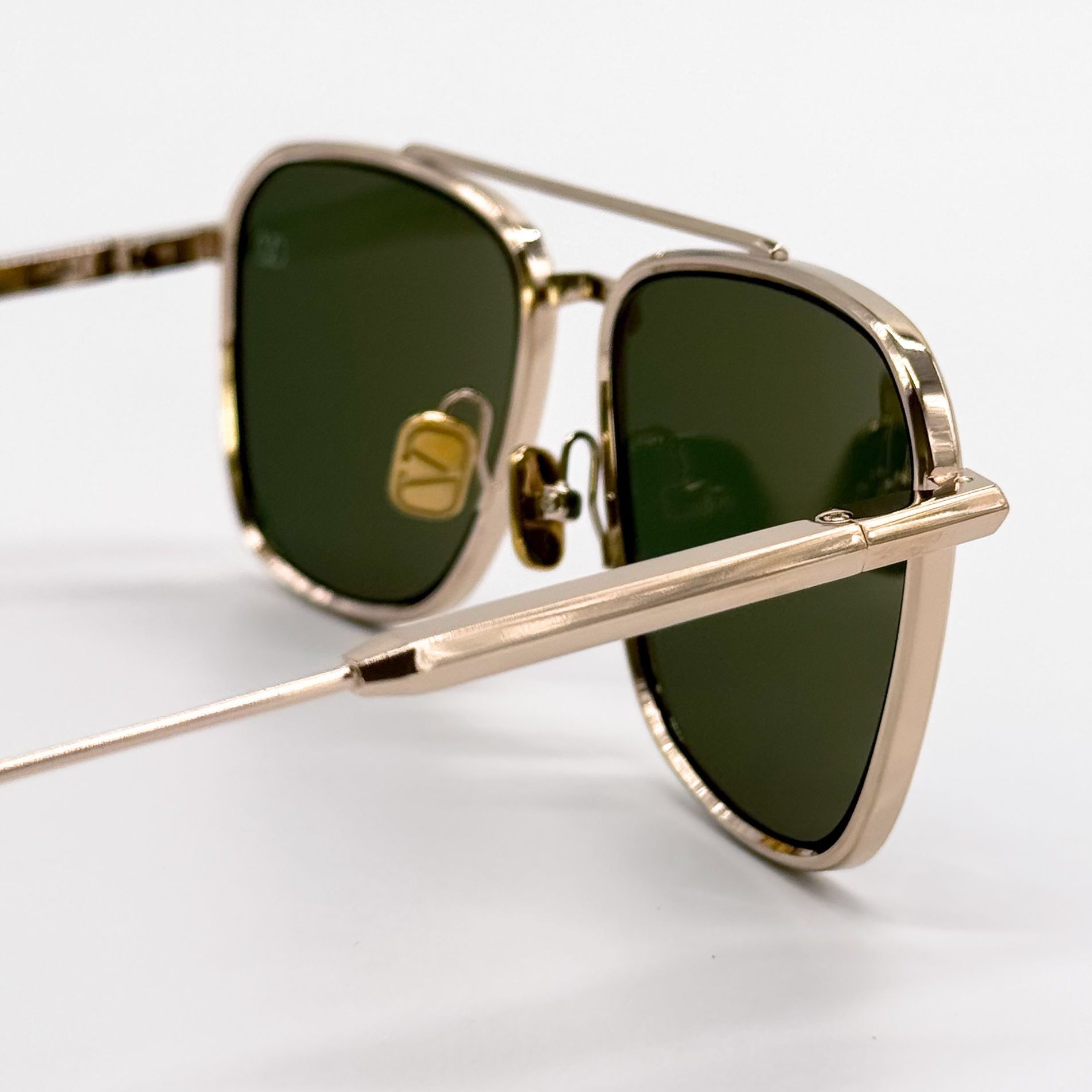 Valentino NEW VALENTINO SUNGLASSES VLS-168A LIMITED EDITION GOLD/GREEN Size ONE SIZE - 5 Thumbnail