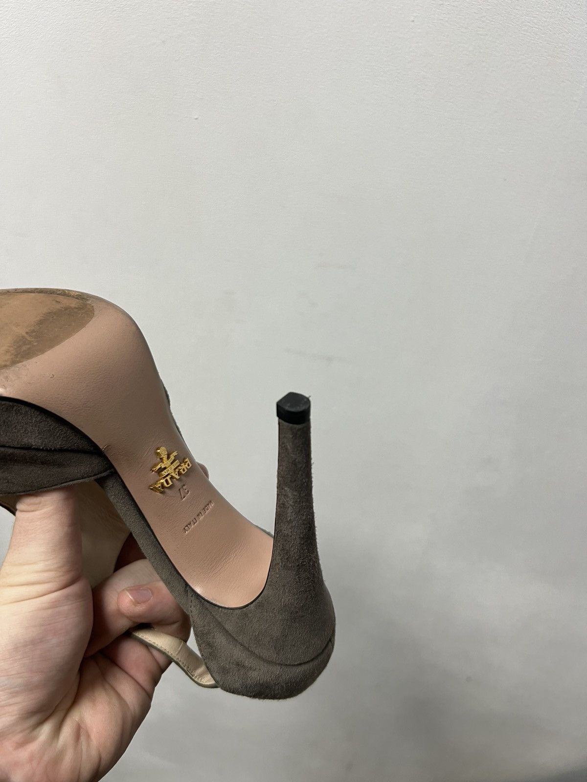 Prada Vintage Prada Women Luxury Heels Size 37 Size US 7 / IT 37 - 12 Thumbnail