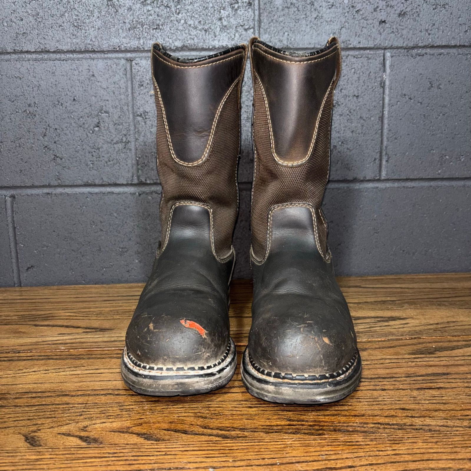 Red Wing Irish Setter Work Boots Men’s 10 D Steel Toe Pull-On Leather Size US 10 / EU 43 - 3 Thumbnail