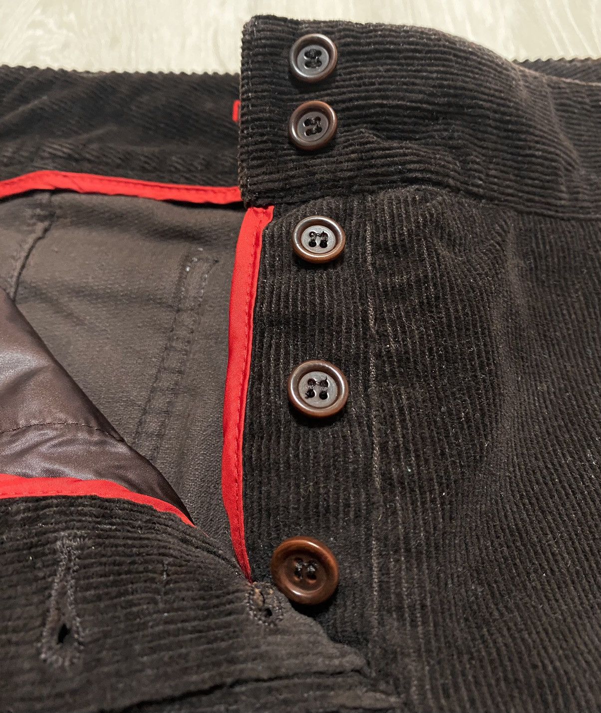 Prada Vintage Prada Linea Rossa Brown Corduroy Velvet Loose Pants Size 30" / US 8 / IT 44 - 12 Thumbnail