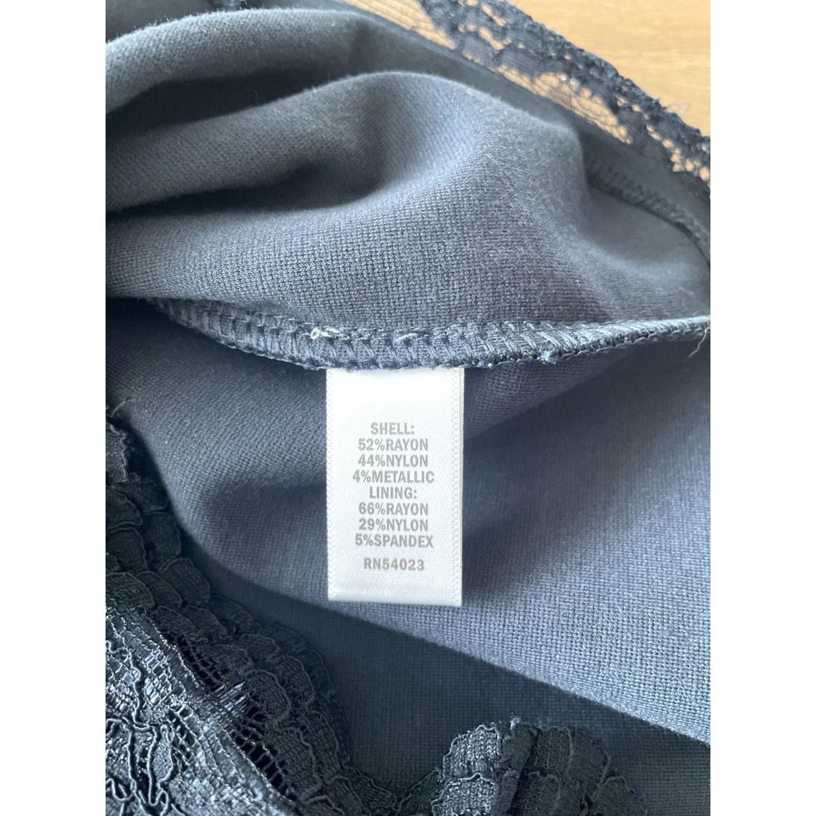 Banana Republic Banana Republic Dress L’Wren Scott Collection V-Neck Lace A-Line Midi Womens 4 Black 3/4 Sleeve Knee Length Party/Cocktail Size S / US 4 / IT 40 - 8 Thumbnail