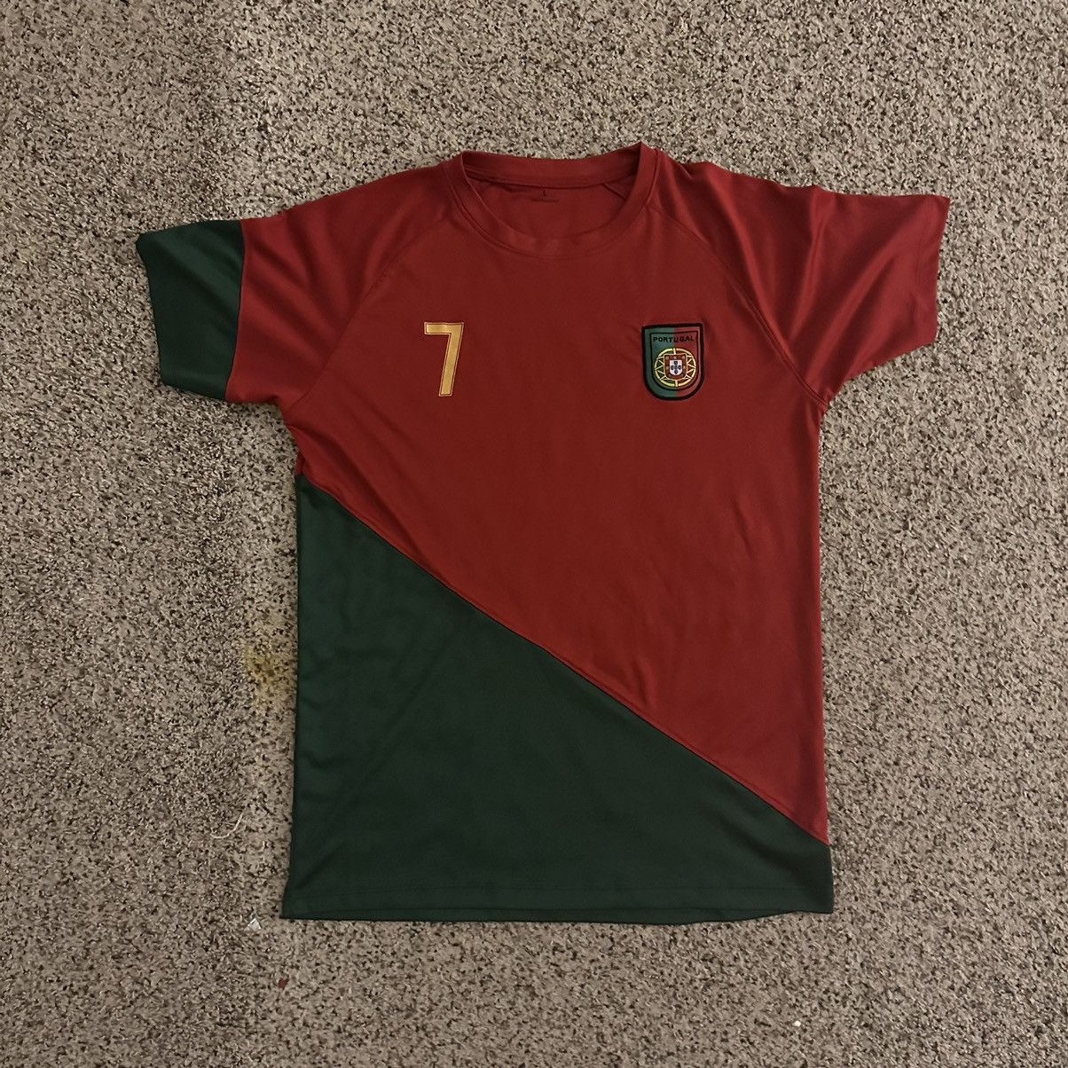 Vintage Vintage Portugal Ronaldo Jersey Size US L / EU 52-54 / 3 - 2 Thumbnail
