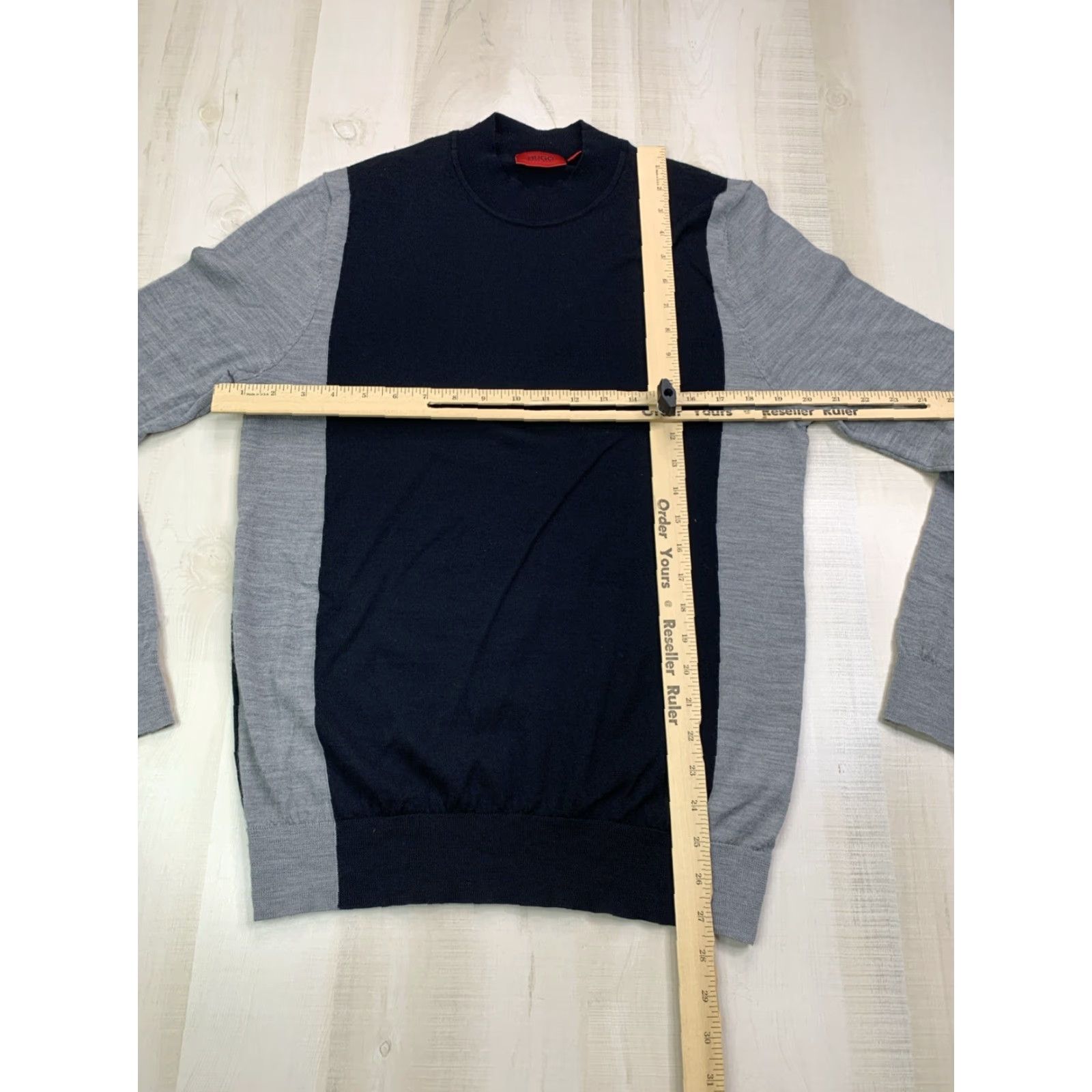 Hugo Boss Hugo Boss Wool Blend Thin Knit Colorblock Mens Sweater Large-13010 Size US L / EU 52-54 / 3 - 7 Thumbnail