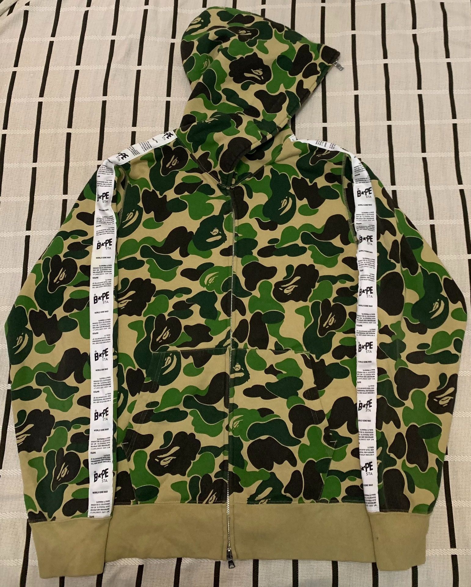 Bape Bape Camo Ape Green Light Jacket L Men Size US L / EU 52-54 / 3 - 1 Thumbnail