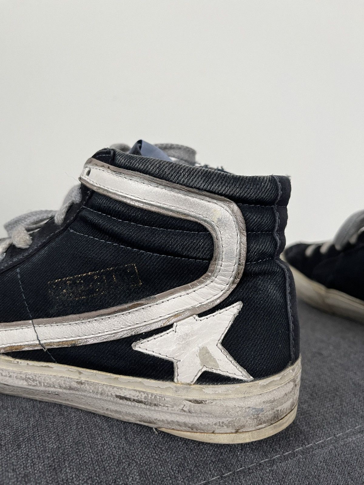 Golden Goose Golden Goose Slide Distressed Hi-top Sneakers Size US 7 / EU 40 - 13 Thumbnail