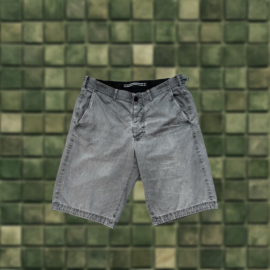Stone Island VINTAGE Stone Island Chino Shorts Grey Garment Dyed Men’s Casual W33 Size US 33 - 1 Thumbnail