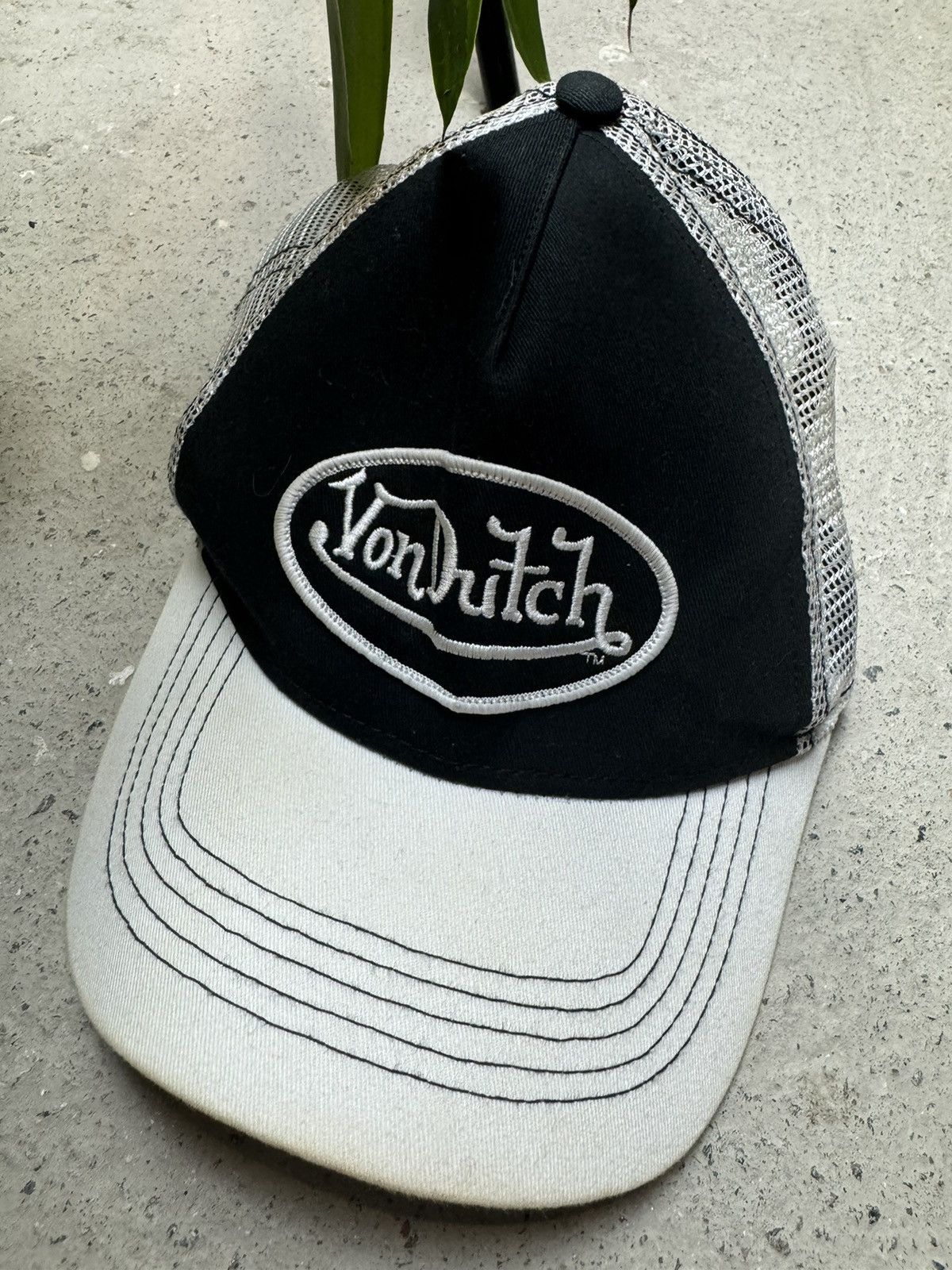 Japanese Brand × Vintage Vintage Y2K Von Dutch Faded Embroidered Logo Tracker Cap Size ONE SIZE - 2 Thumbnail