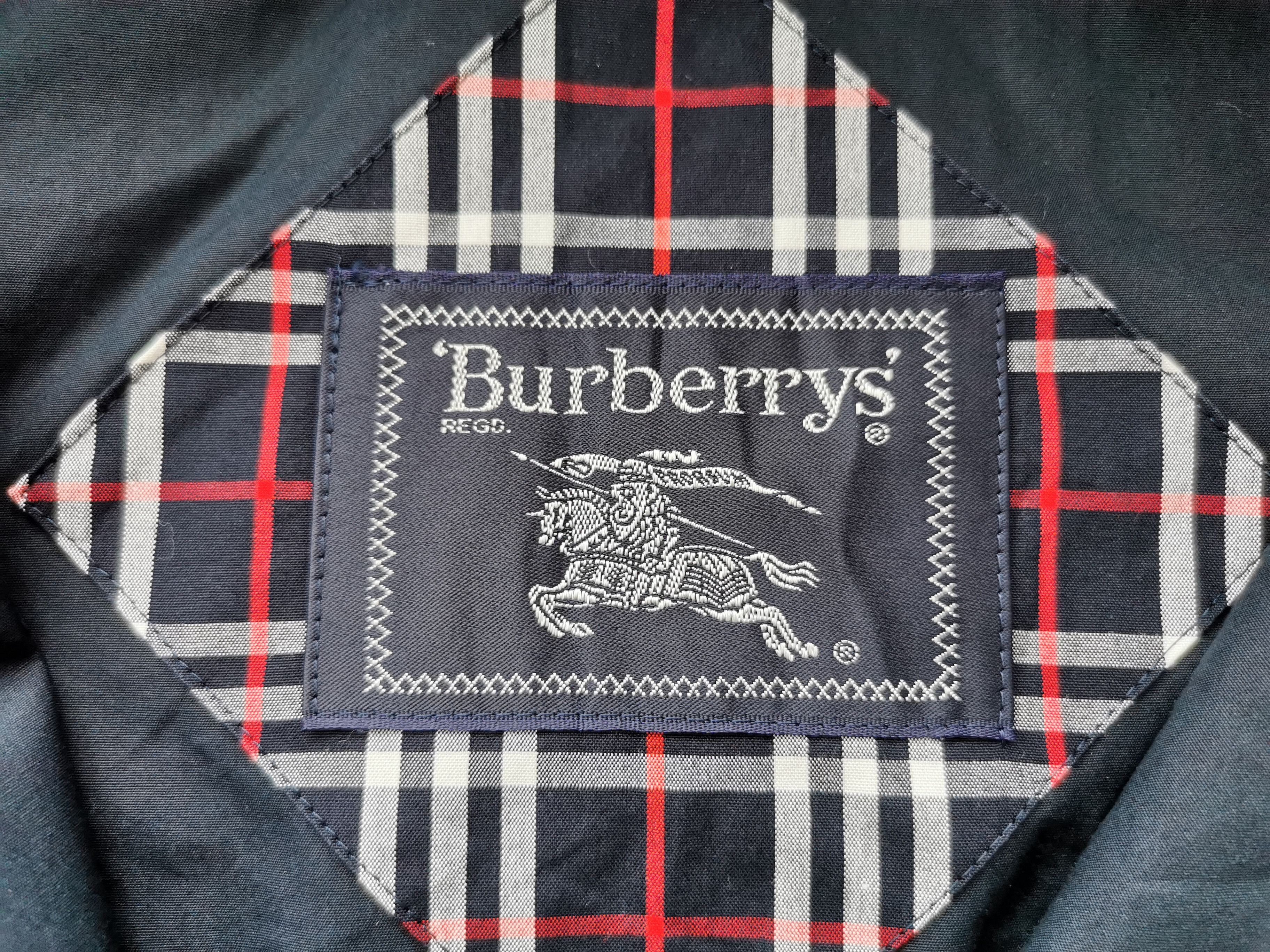 Burberry Vintage 90s Burberry Windbreaker Logo Made In Japan Size L Size US M / EU 48-50 / 2 - 6 Thumbnail