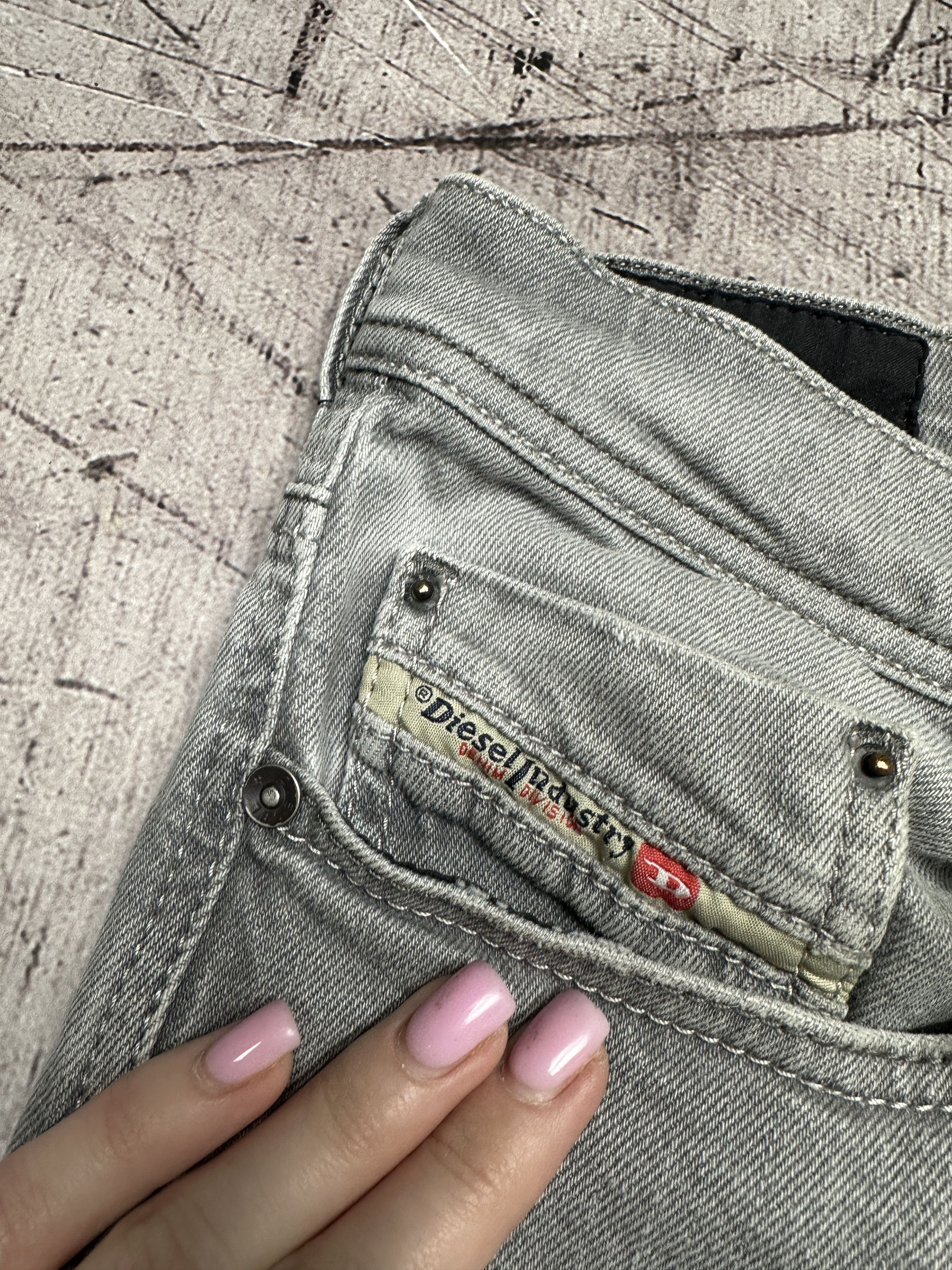 Diesel × Vintage Diesel Vintage Mens Denim Pants Jeans Size US 31 - 3 Thumbnail