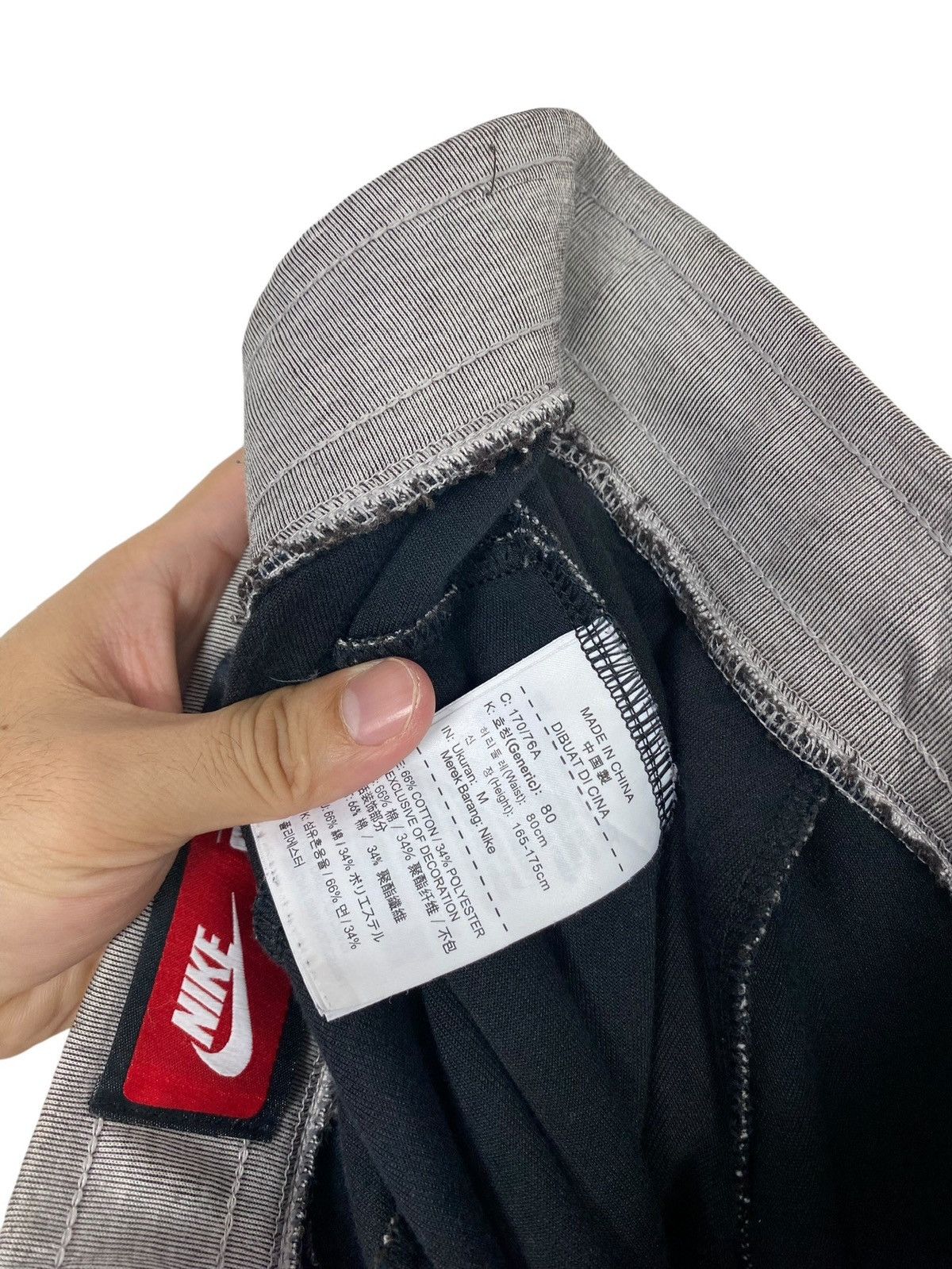Nike Rare‼️ Nike Sweatpants Small Logo Size US 30 / EU 46 - 7 Thumbnail